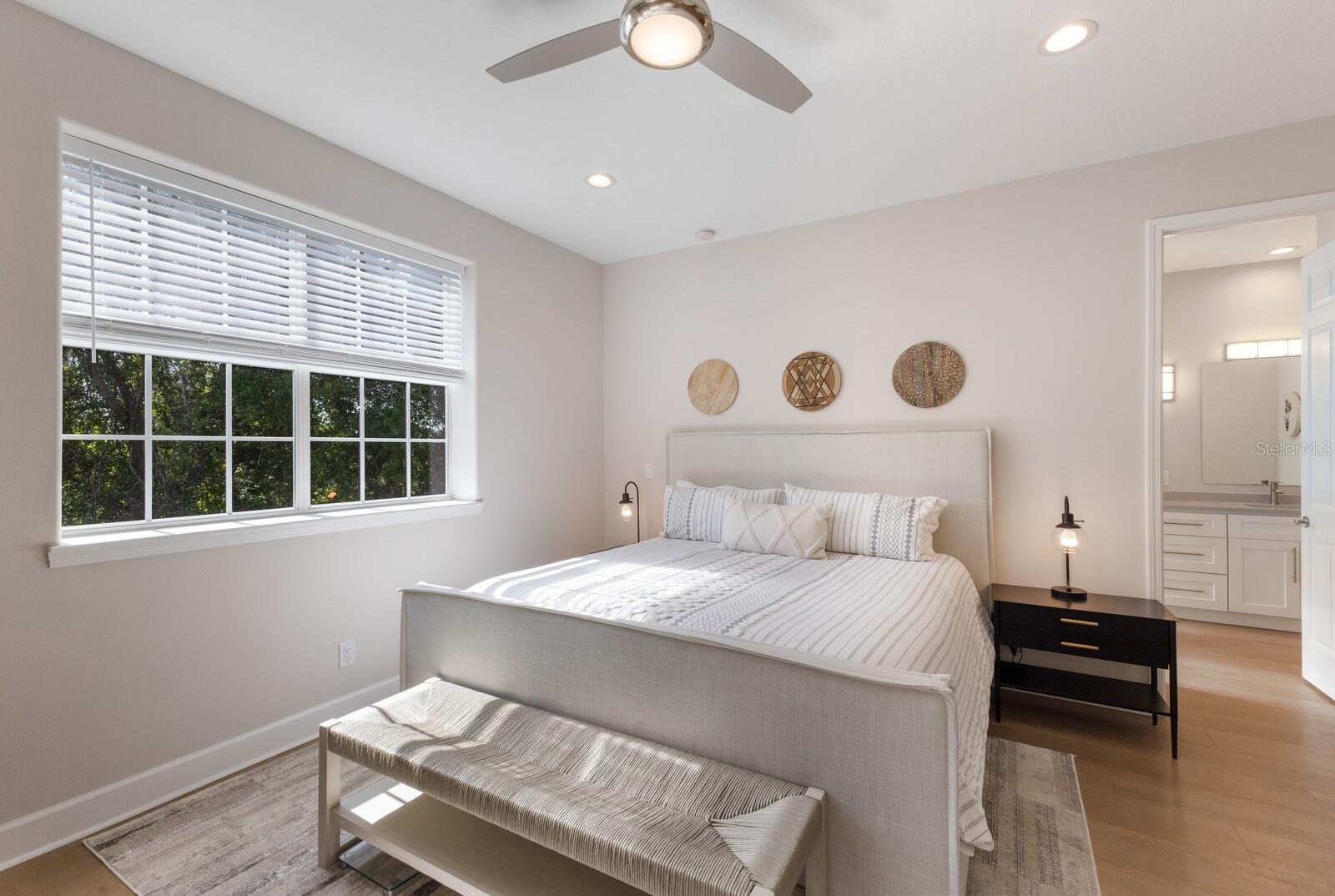 8035 ST SIMONS ST #8035, UNIVERSITY PARK, FL, 34201