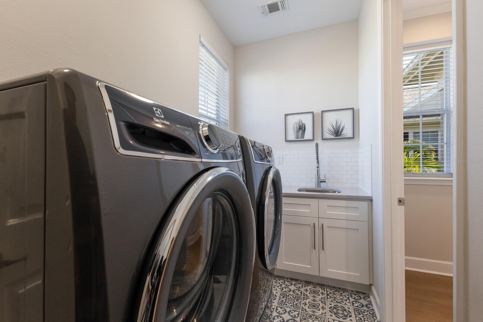 8035 ST SIMONS ST #8035, UNIVERSITY PARK, FL, 34201