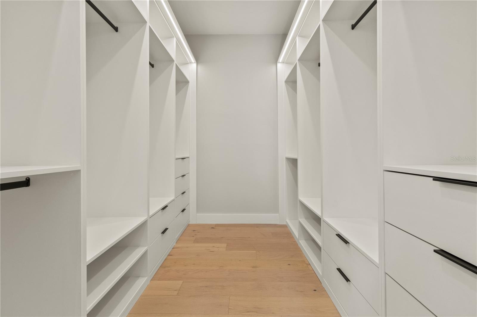 22 W HAZEL ST, ORLANDO, FL, 32804