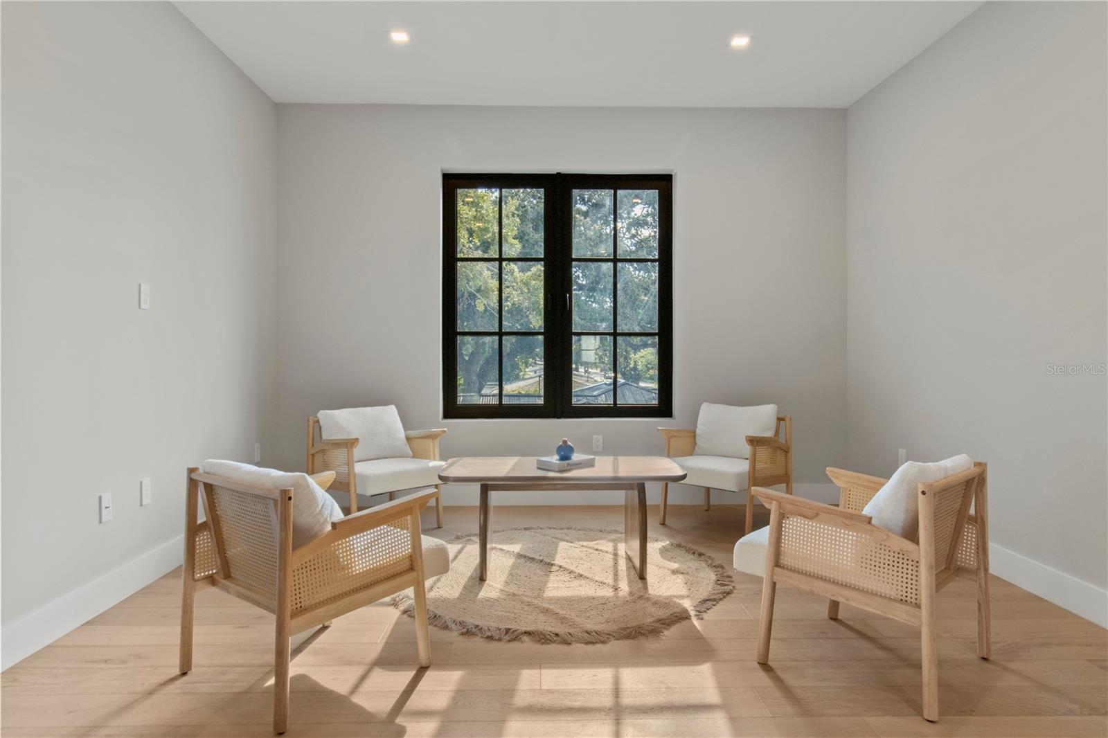 22 W HAZEL ST, ORLANDO, FL, 32804