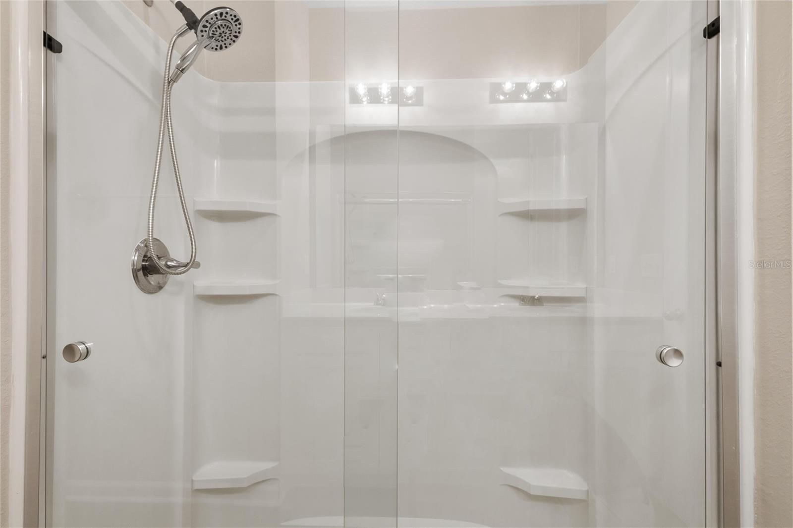 737 MEADOW POINTE DR, HAINES CITY, FL, 33844