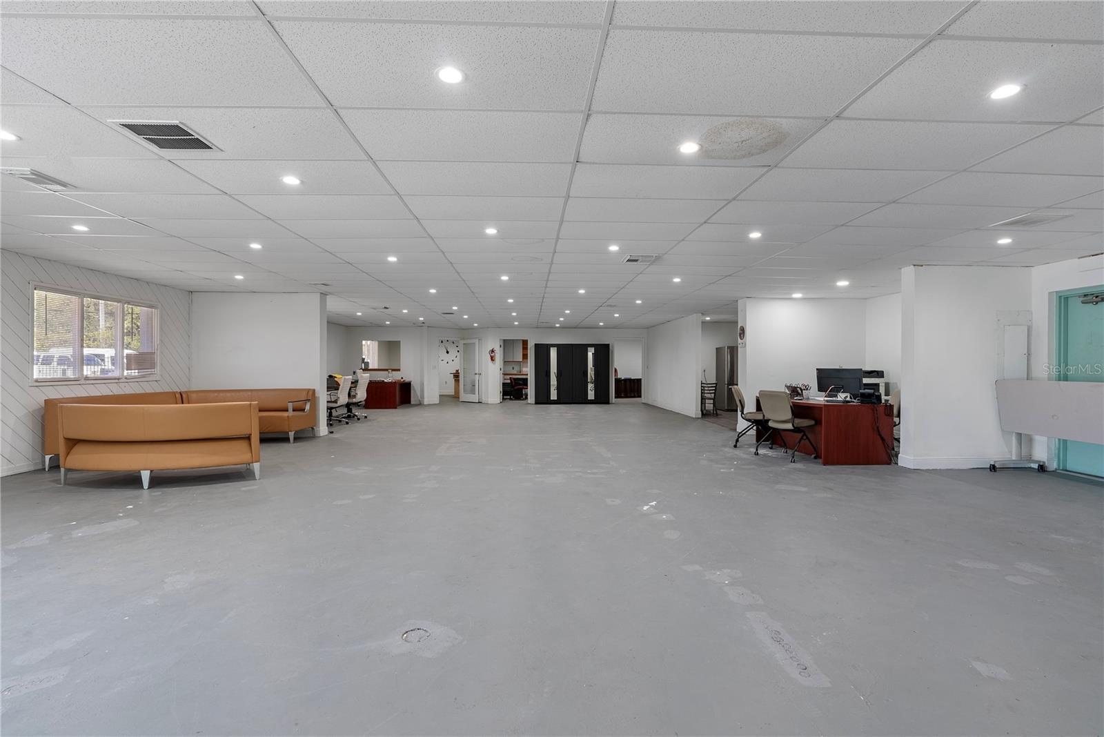 12425 N FLORIDA AVE, TAMPA, FL, 33612