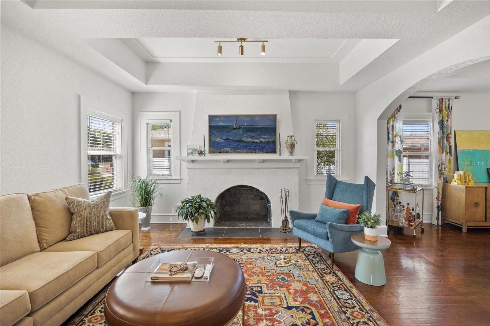 2107 DELANEY AVE, ORLANDO, FL, 32806