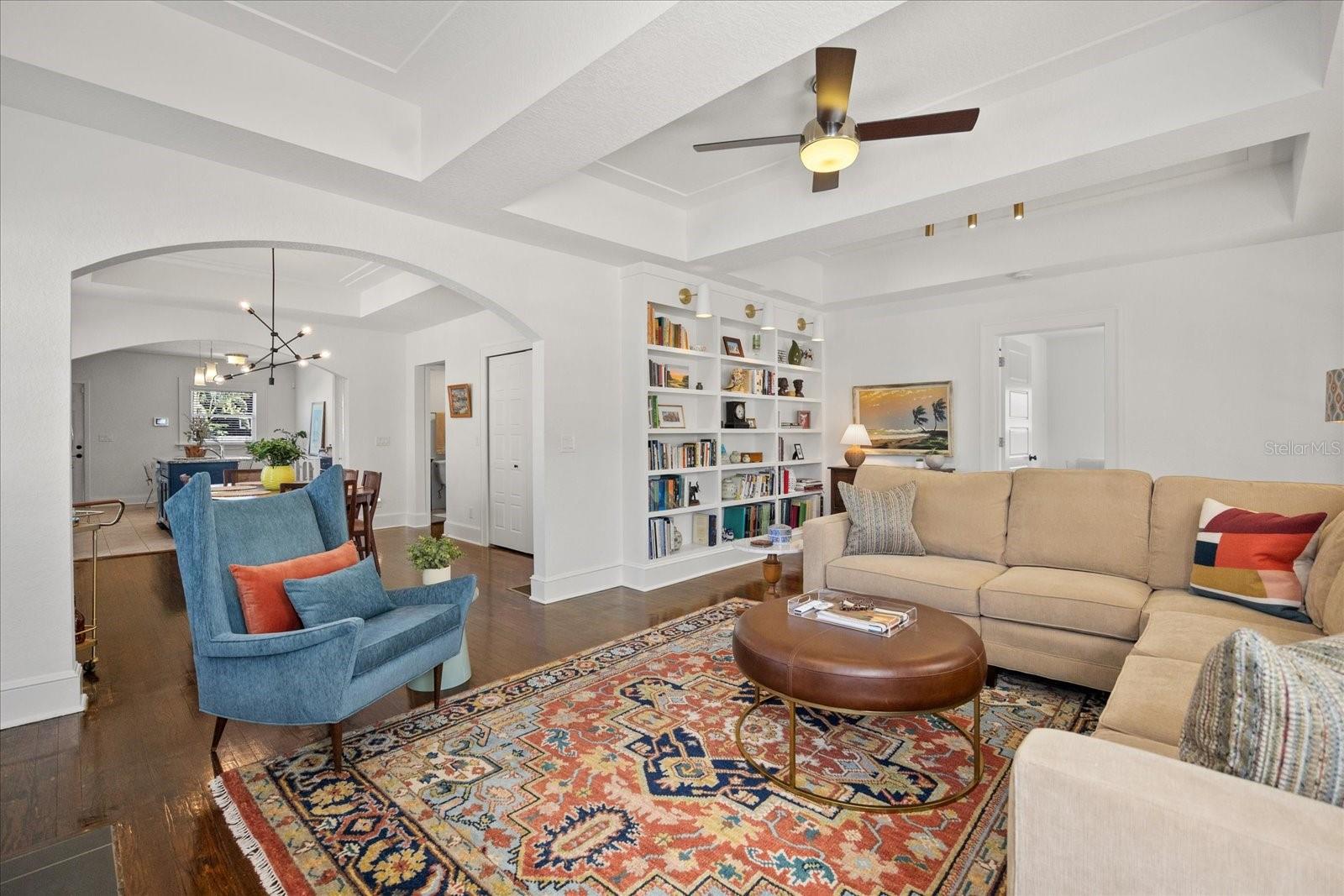 2107 DELANEY AVE, ORLANDO, FL, 32806