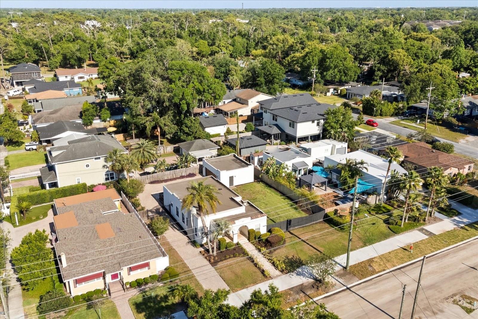 2107 DELANEY AVE, ORLANDO, FL, 32806