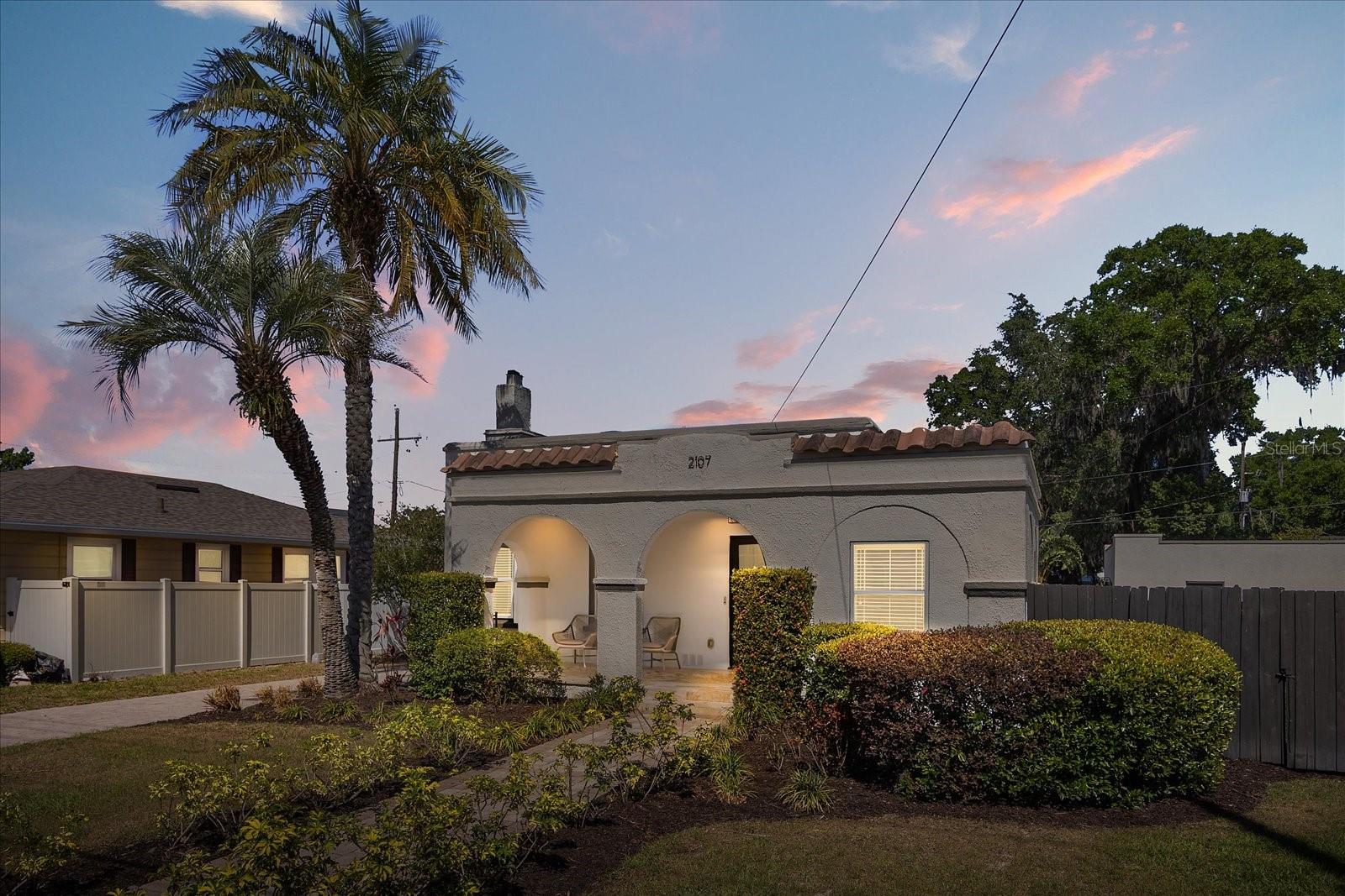 2107 DELANEY AVE, ORLANDO, FL, 32806