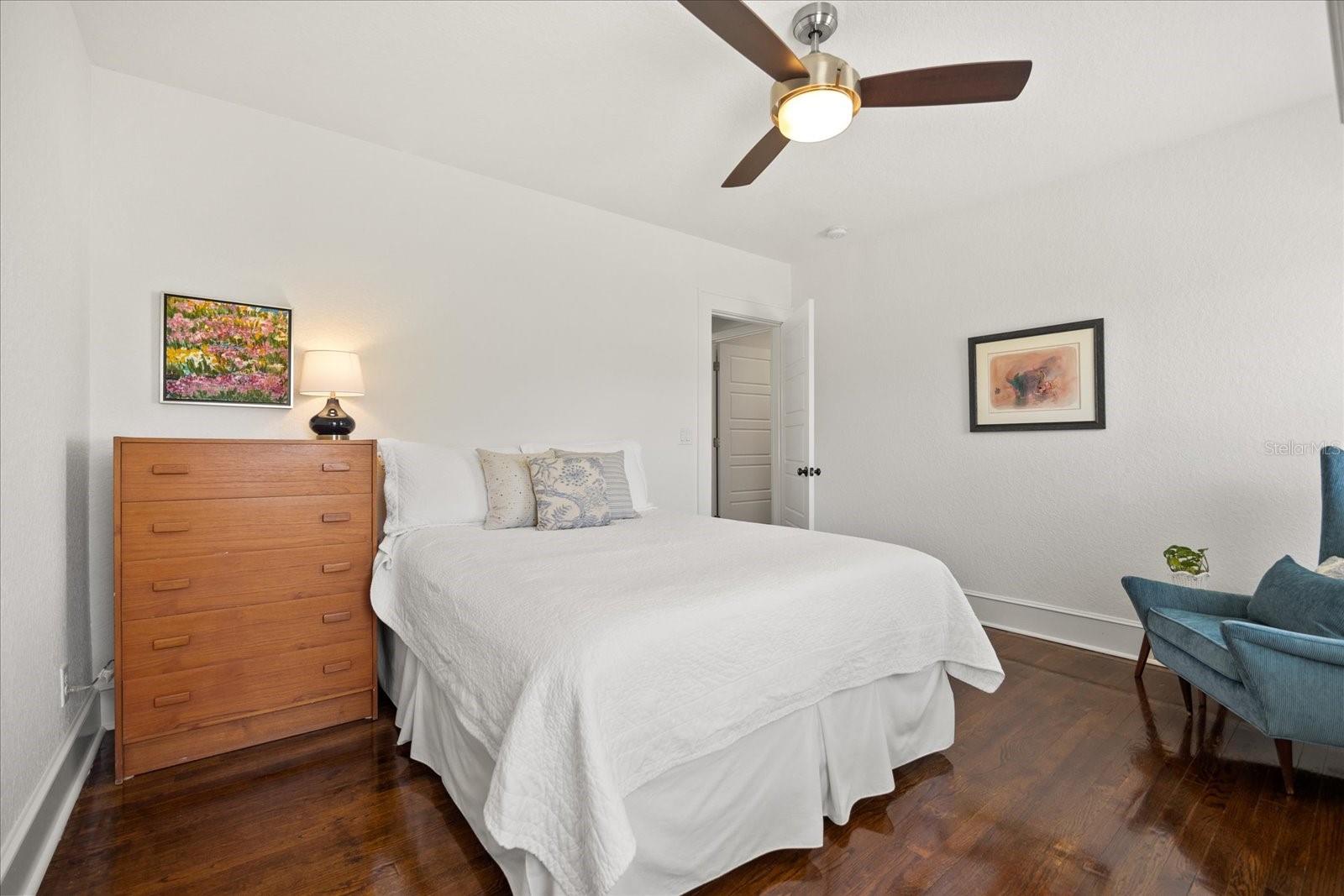 2107 DELANEY AVE, ORLANDO, FL, 32806