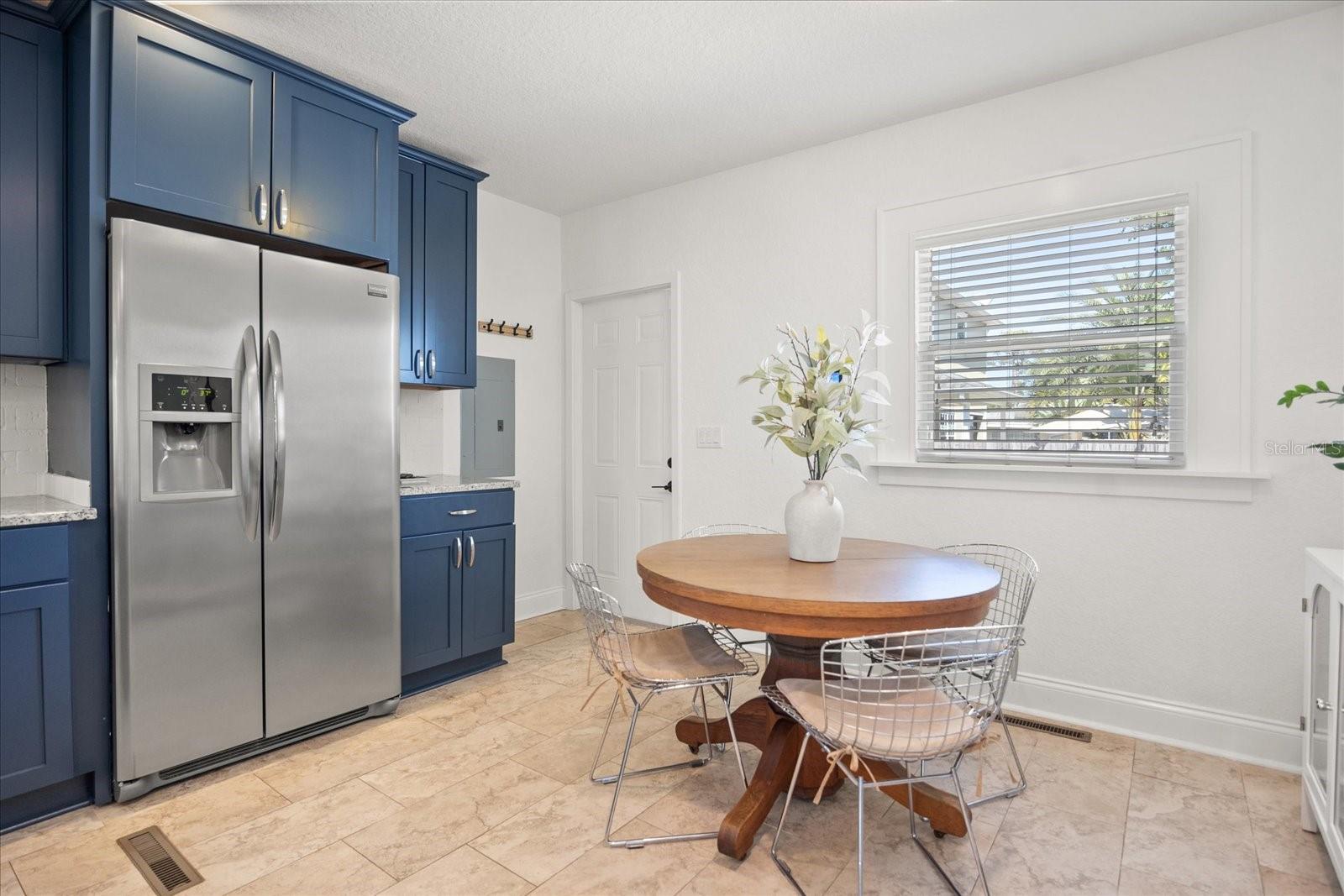 2107 DELANEY AVE, ORLANDO, FL, 32806