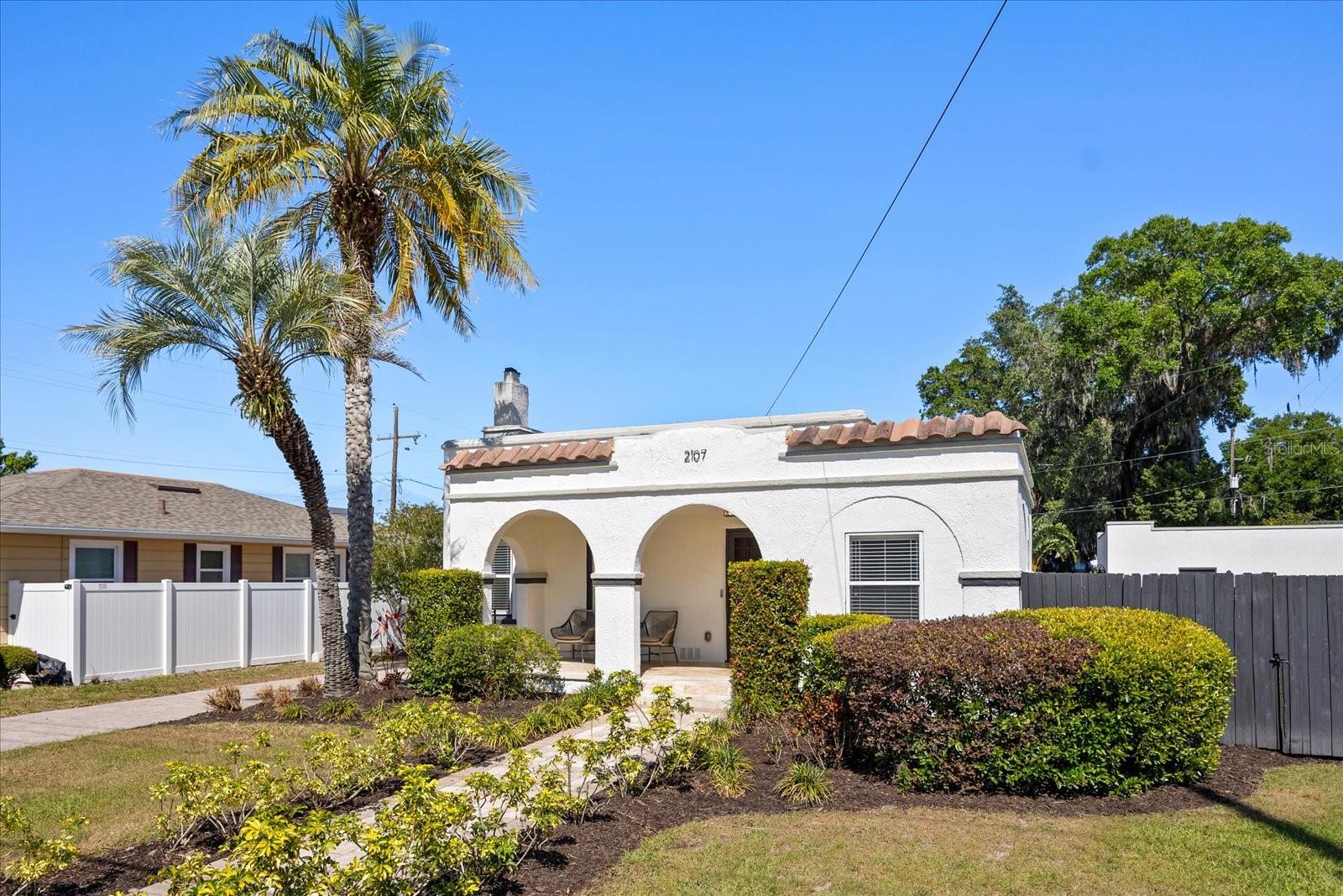 2107 DELANEY AVE, ORLANDO, FL, 32806