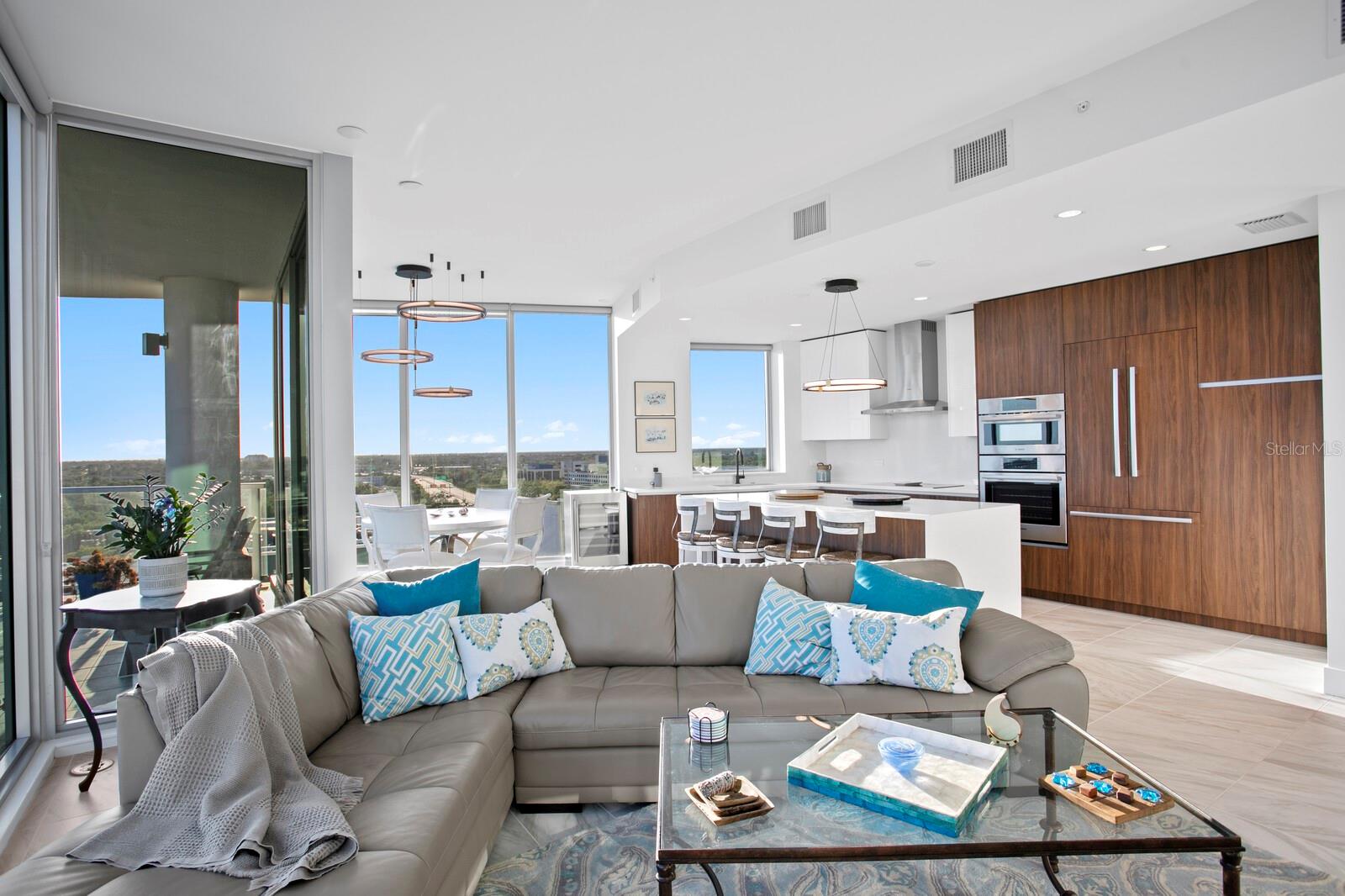 777 3RD AVE N #1408, ST PETERSBURG, FL, 33701