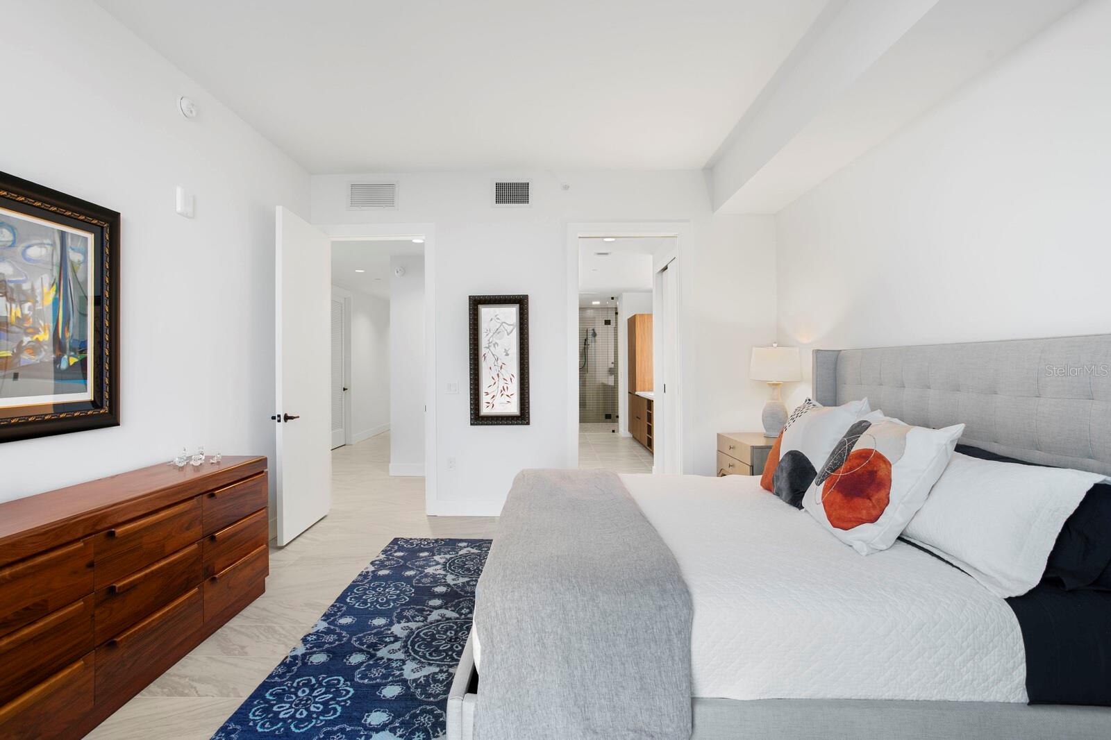 777 3RD AVE N #1408, ST PETERSBURG, FL, 33701