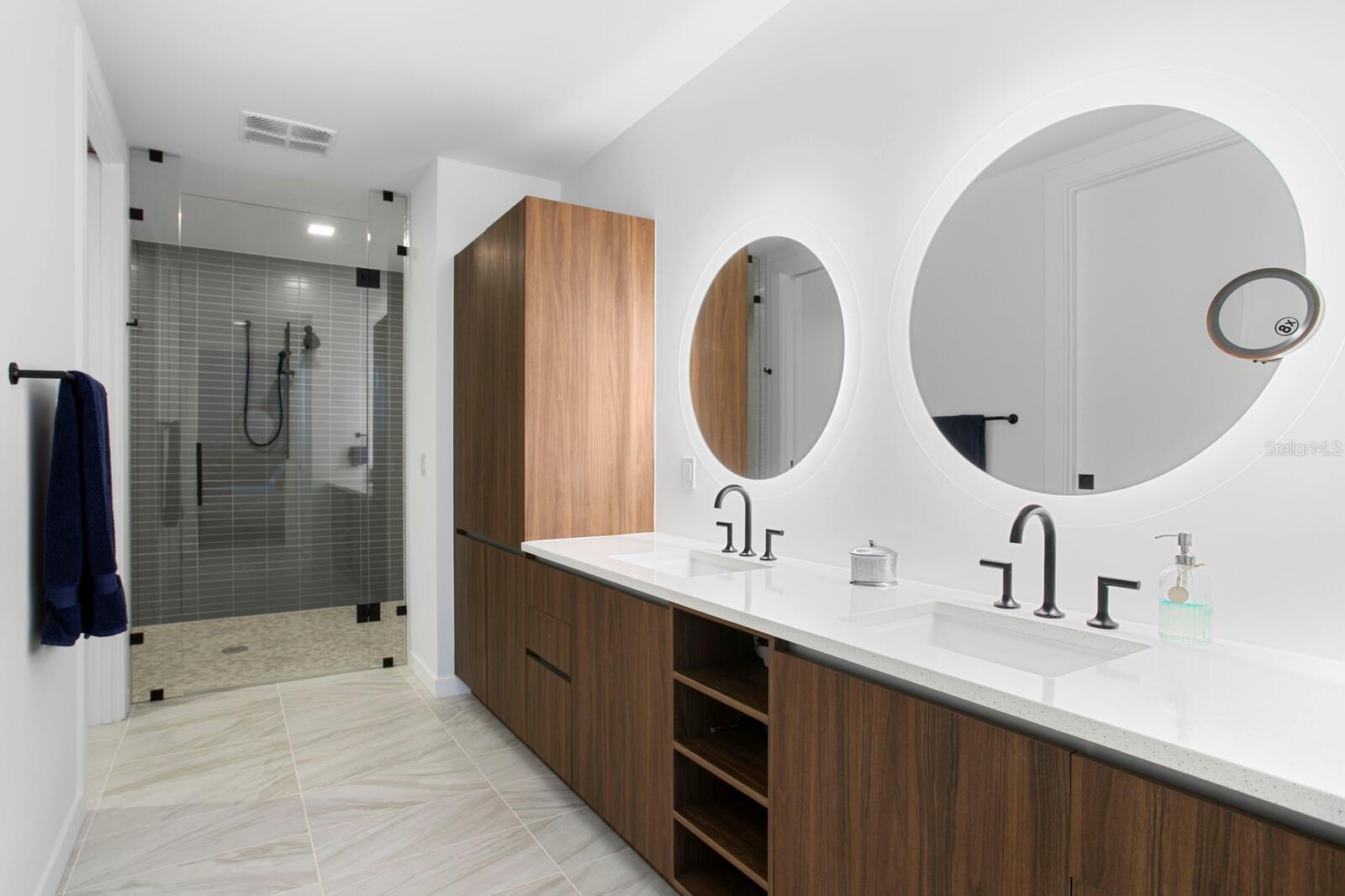 777 3RD AVE N #1408, ST PETERSBURG, FL, 33701