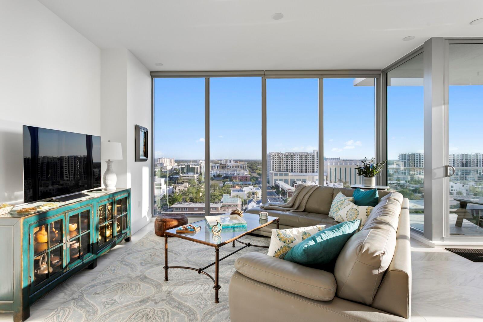 777 3RD AVE N #1408, ST PETERSBURG, FL, 33701