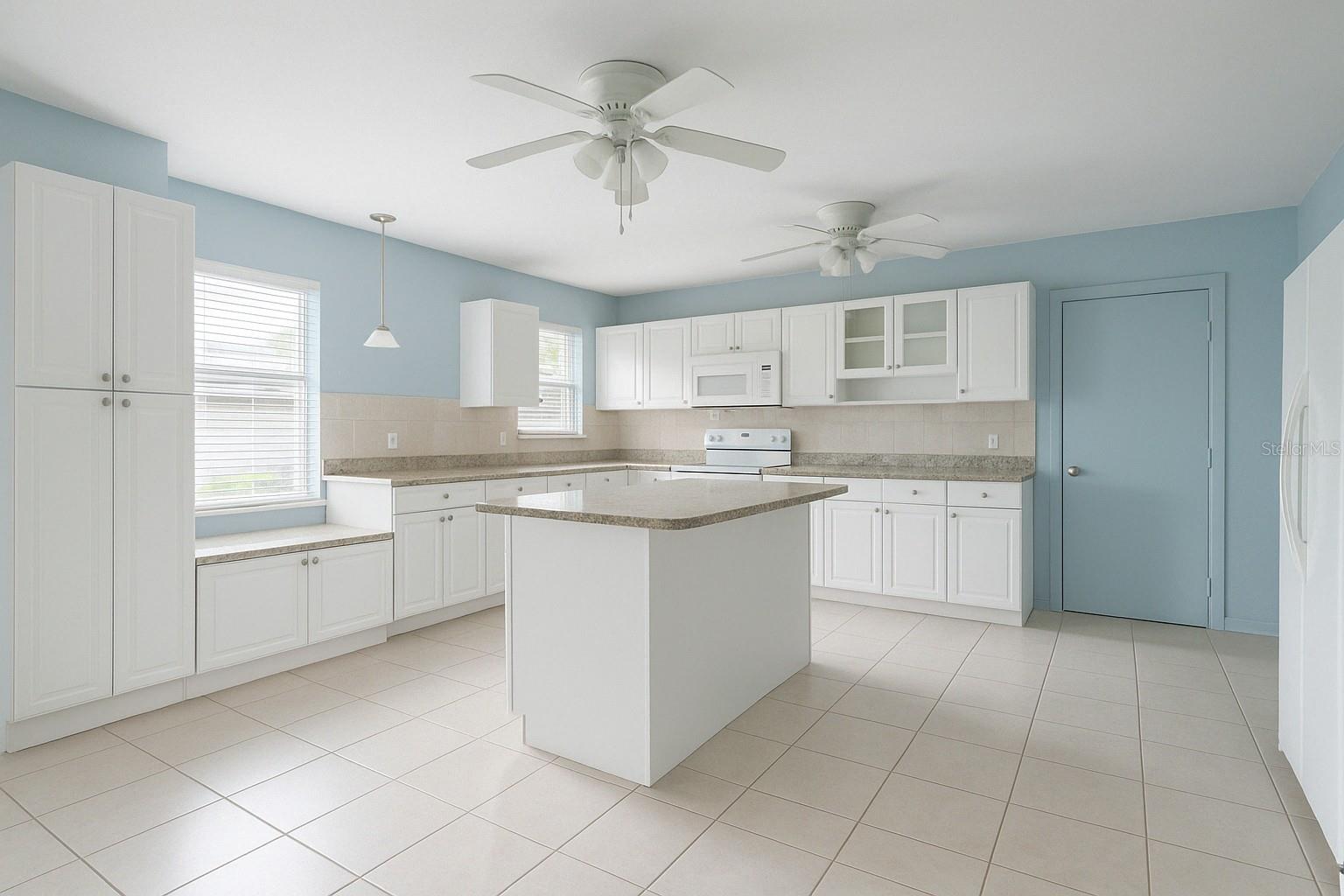 3219 W ARCH ST, TAMPA, FL, 33607