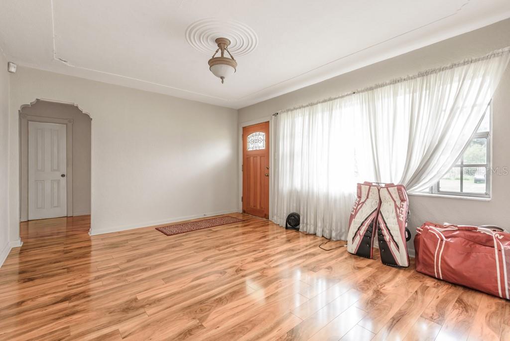 3219 W ARCH ST, TAMPA, FL, 33607