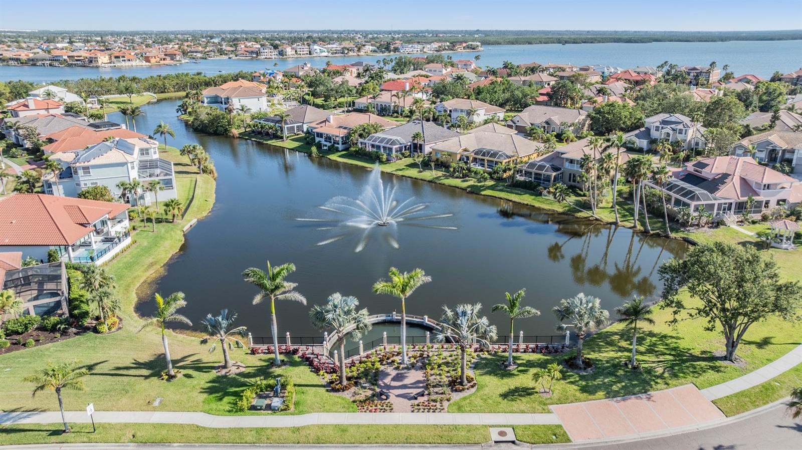 1422 JUMANA LOOP, APOLLO BEACH, FL, 33572