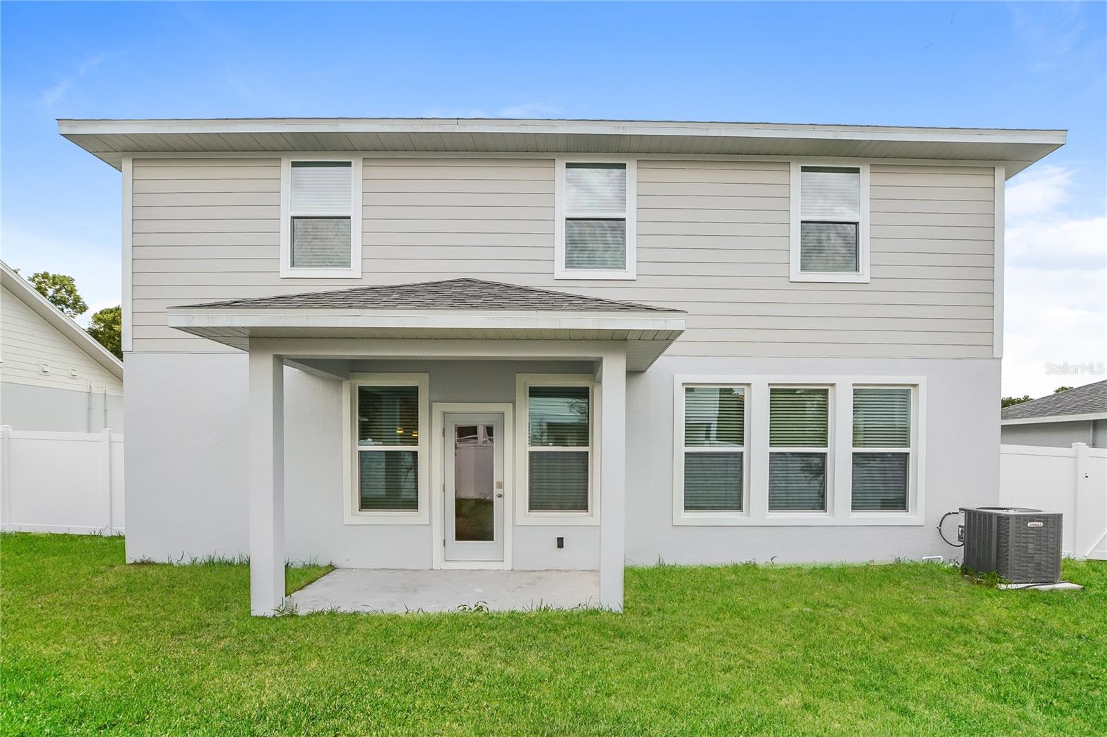 328 WHITEHEART DR, DELAND, FL, 32724