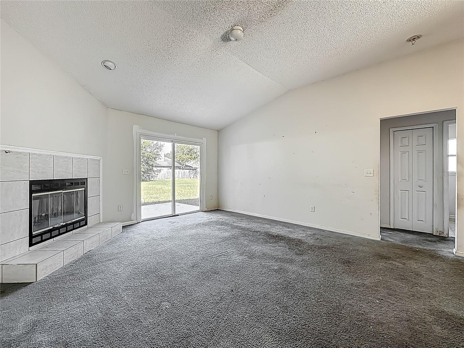 4426 E STEAMBOAT SPRINGS DR E, JACKSONVILLE, FL, 32210