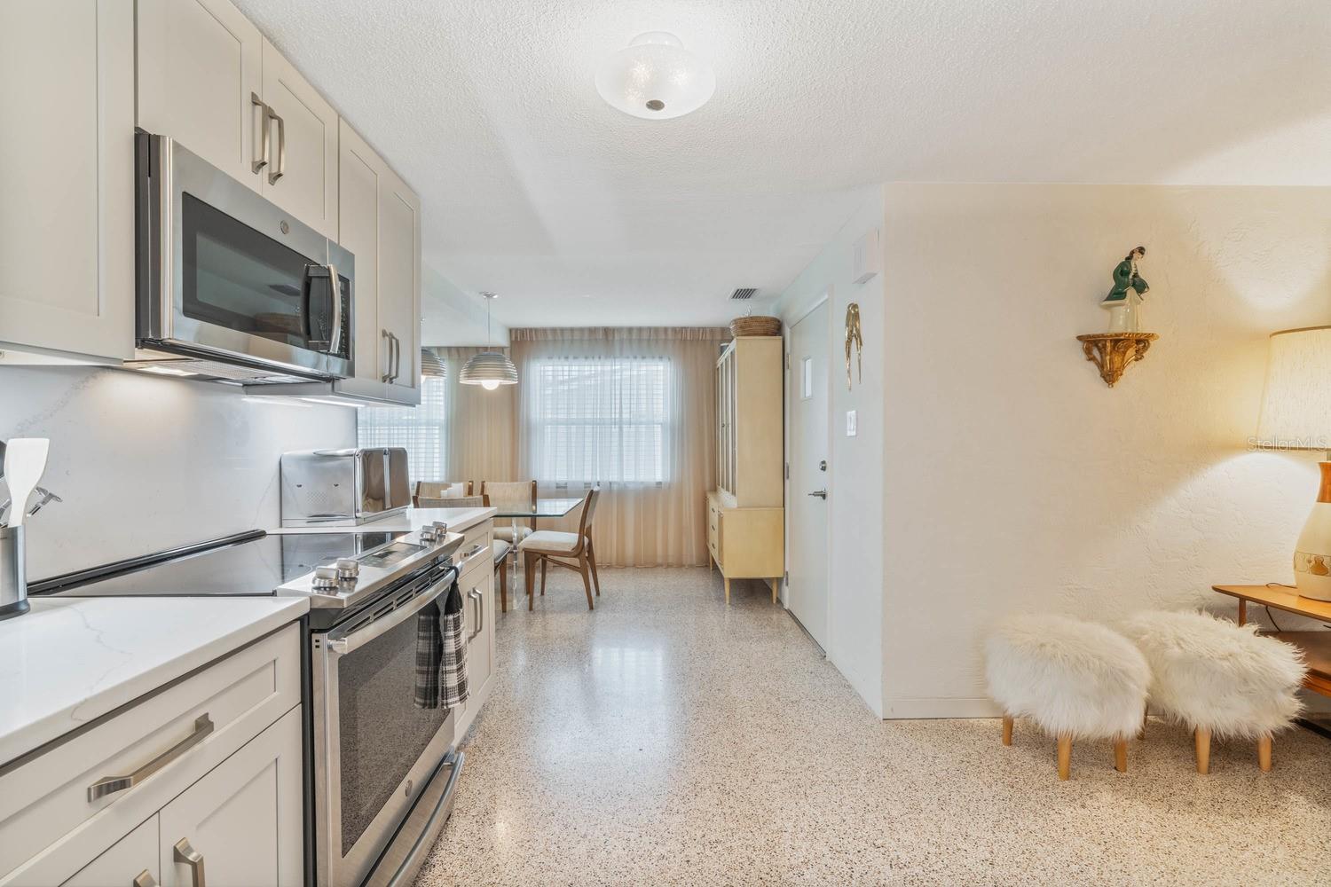 809 E 15TH AVE, NEW SMYRNA BEACH, FL, 32169