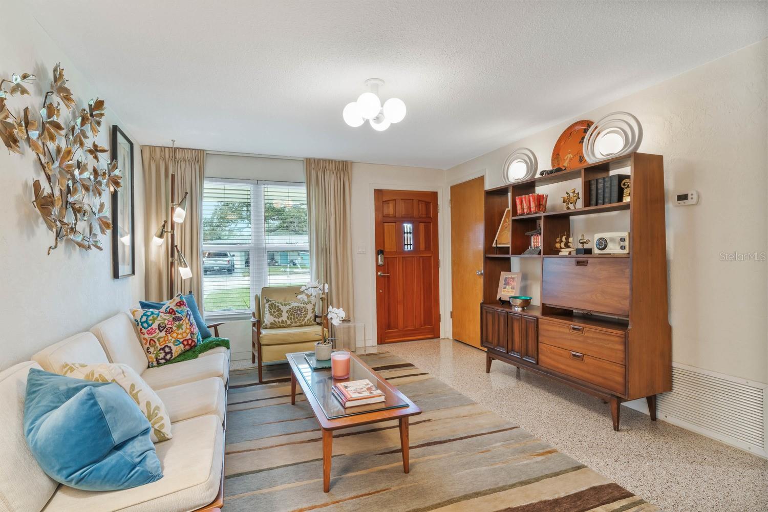 809 E 15TH AVE, NEW SMYRNA BEACH, FL, 32169