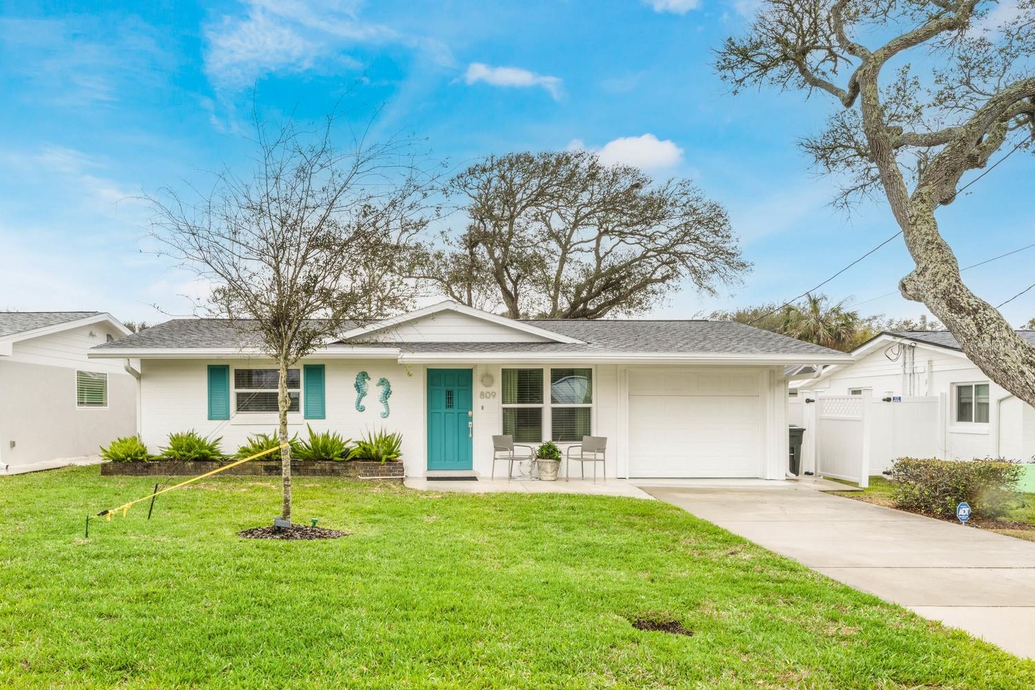 809 E 15TH AVE, NEW SMYRNA BEACH, FL, 32169