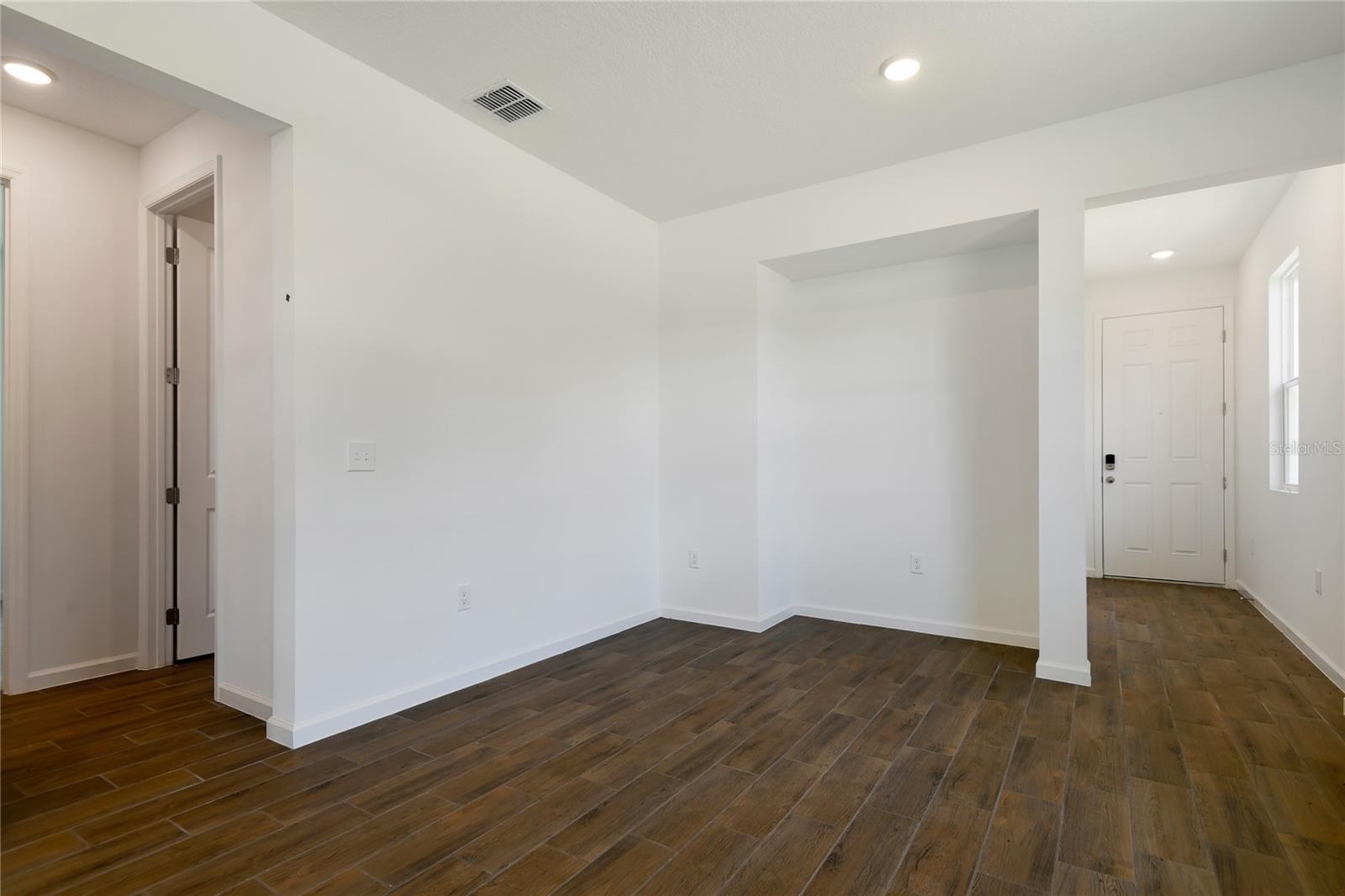 832 LAKE DELL RD, DUNDEE, FL, 33838