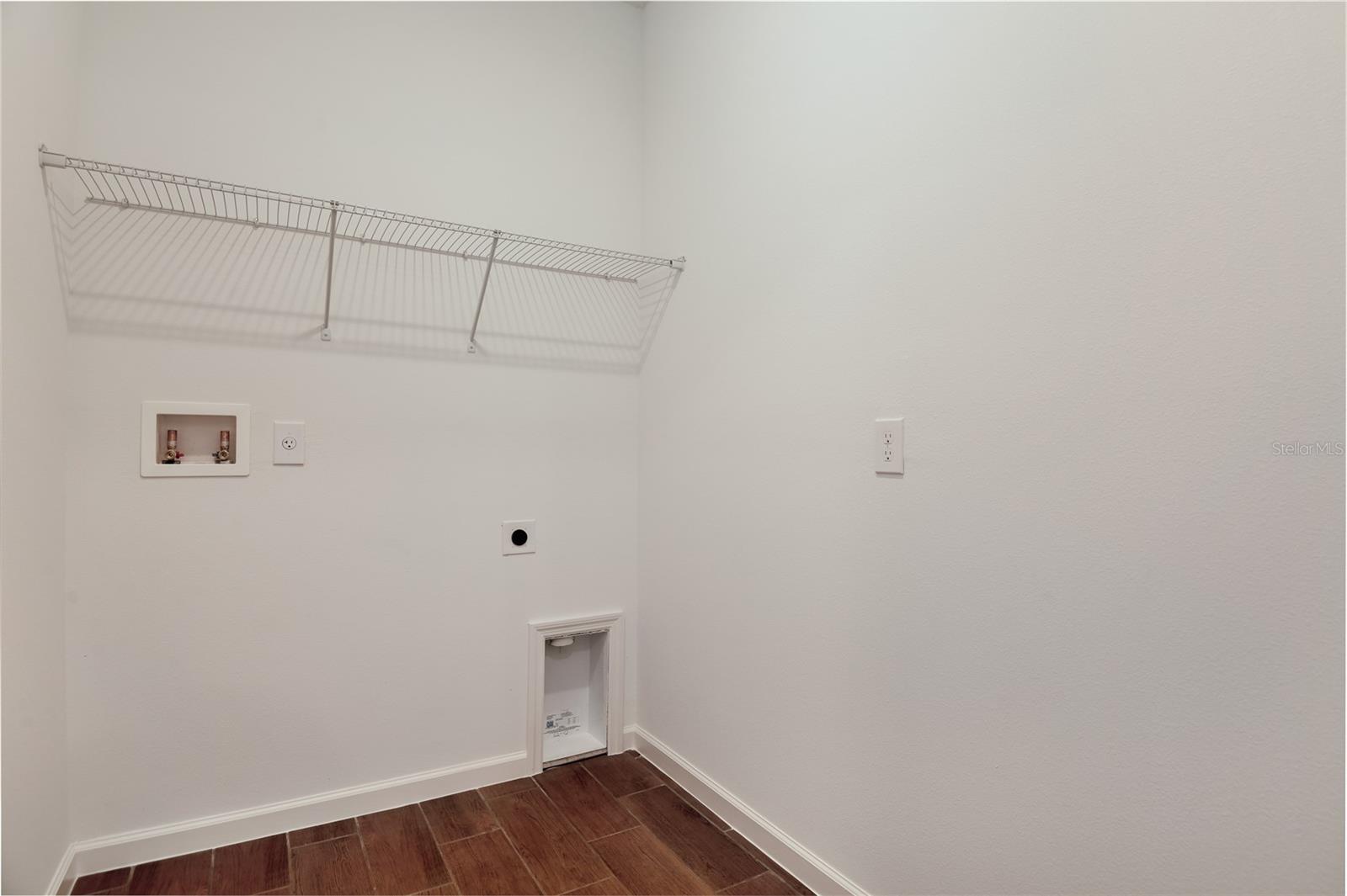 832 LAKE DELL RD, DUNDEE, FL, 33838