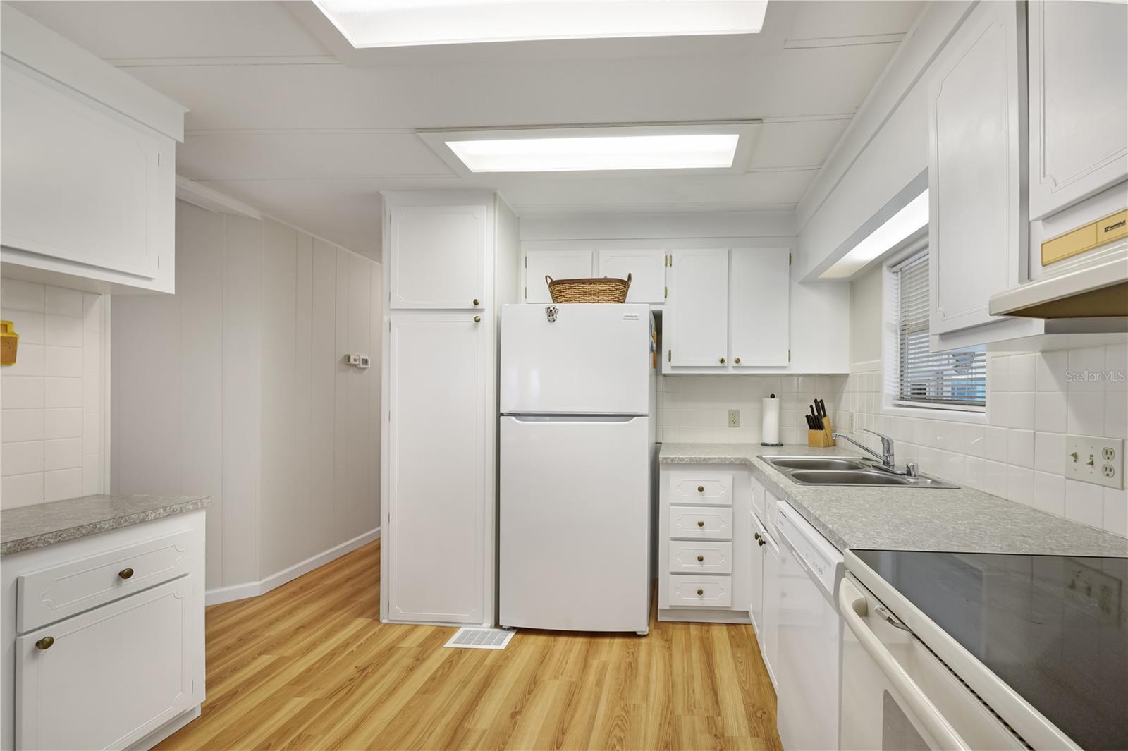 2100 KINGS HWY #182, PORT CHARLOTTE, FL, 33980