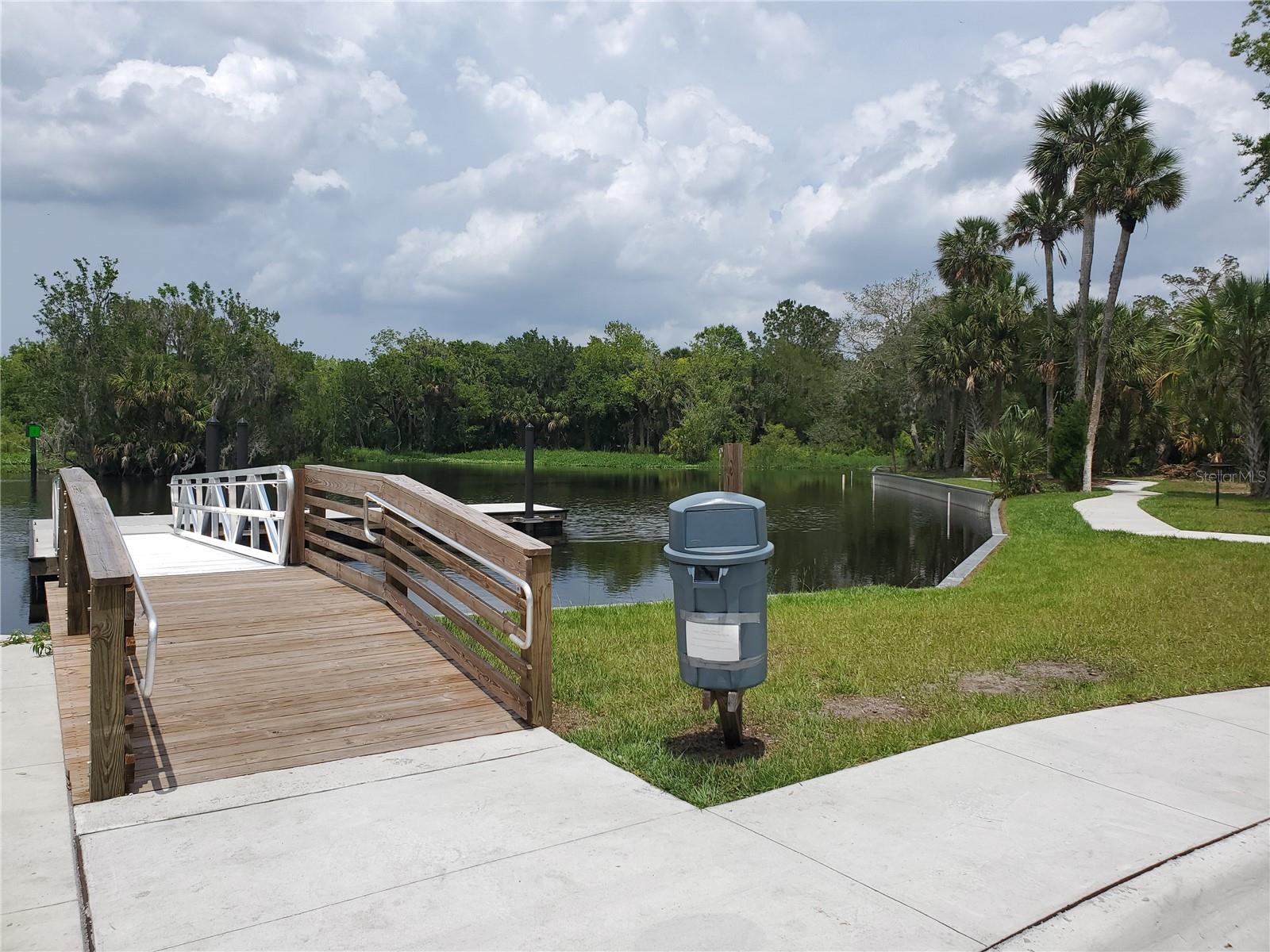 1637 CAROLINE DR, PIERSON, FL, 32180