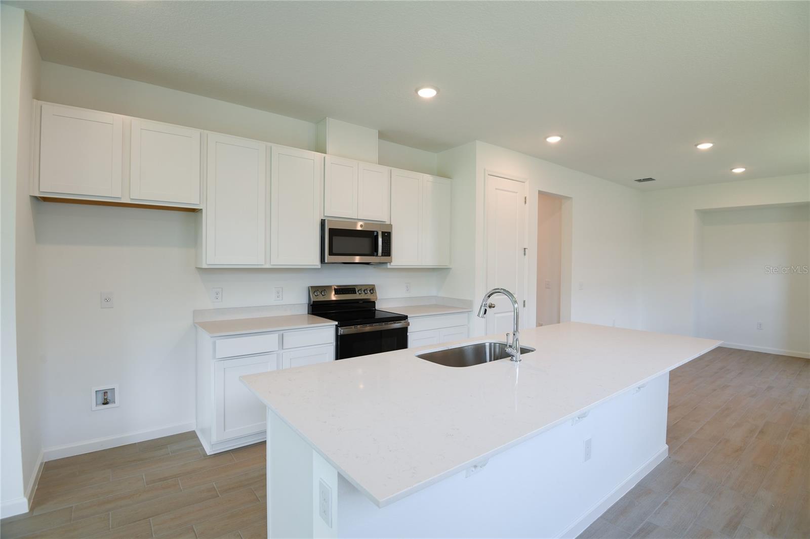 828 LAKE DELL RD, DUNDEE, FL, 33838