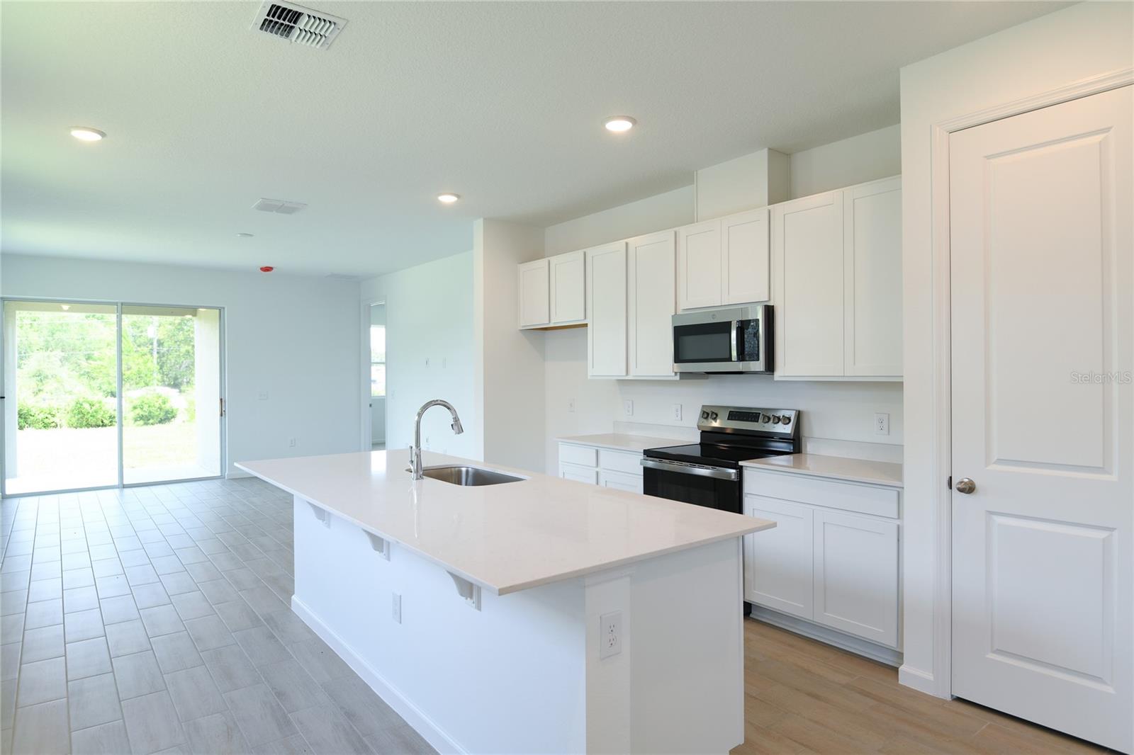 828 LAKE DELL RD, DUNDEE, FL, 33838