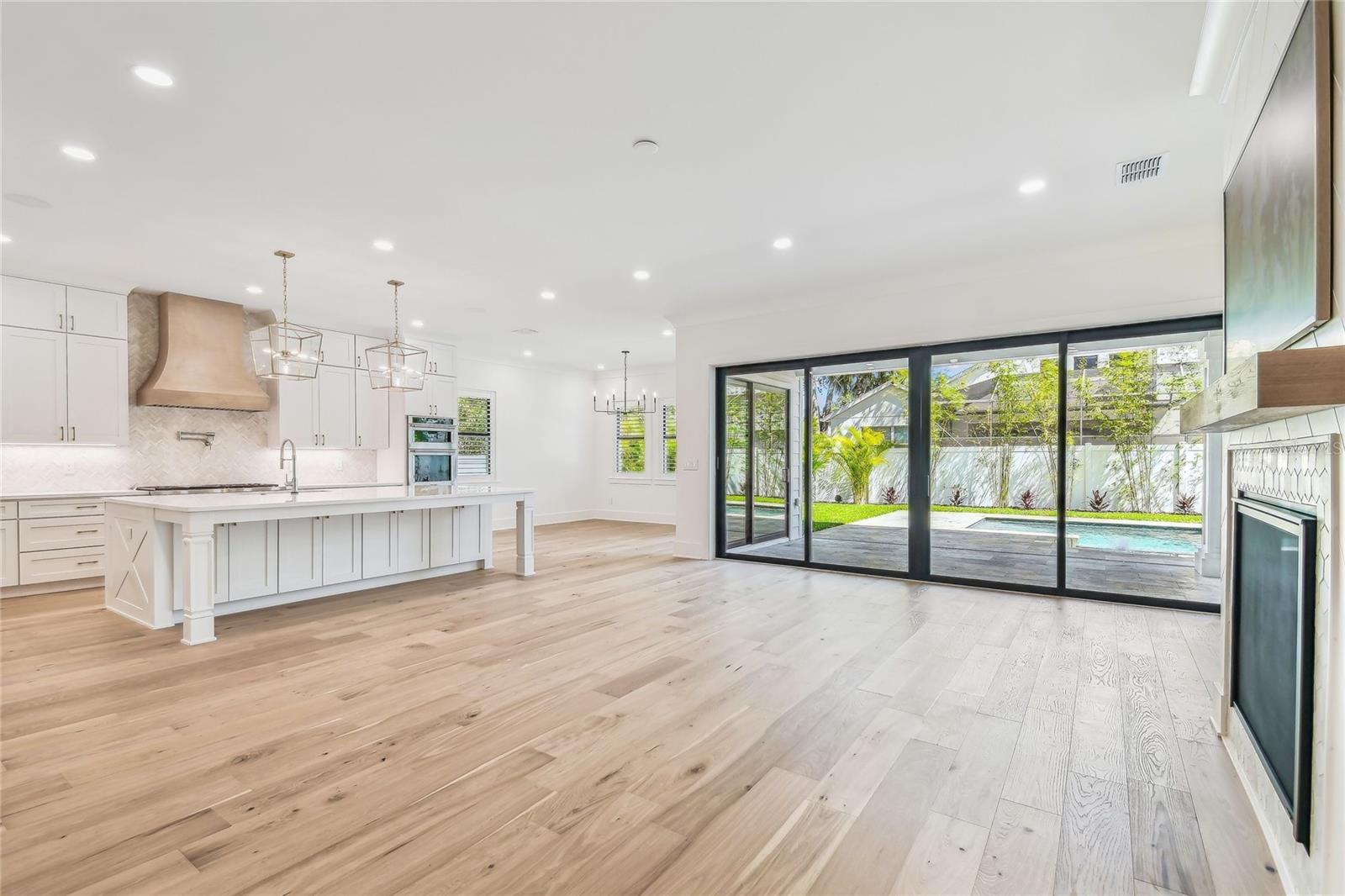 3821 W VASCONIA ST, TAMPA, FL, 33629