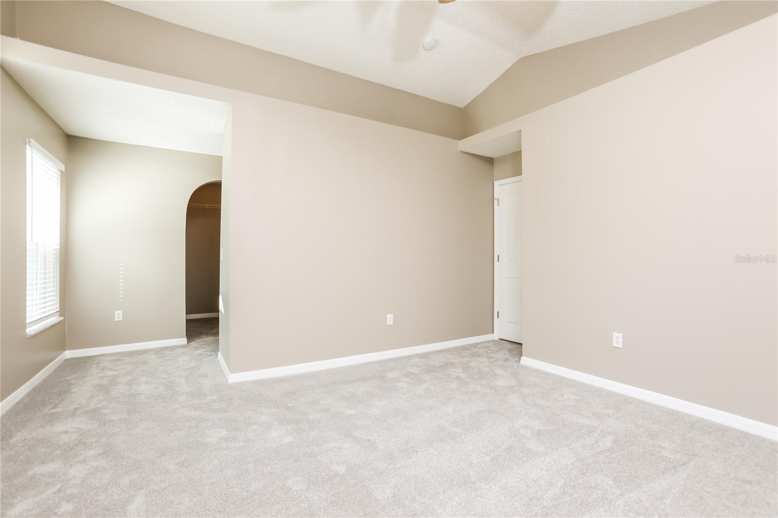 929 MAYFAIR ST, EUSTIS, FL, 32726