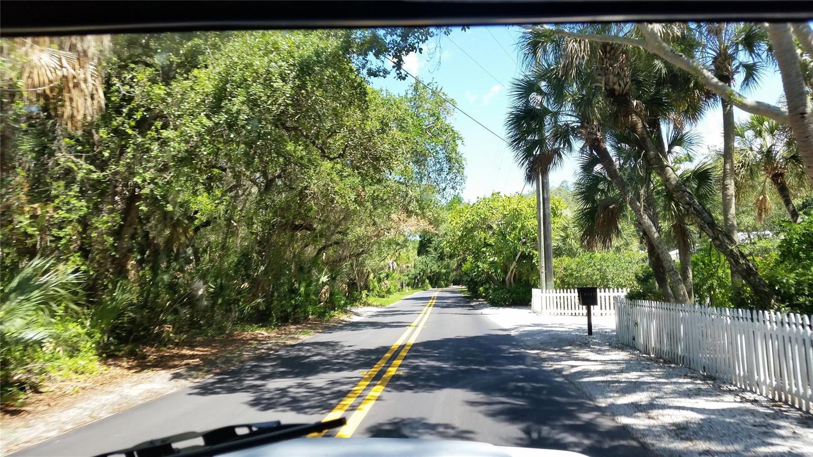 135 WAHOO DR, ROTONDA WEST, FL, 33947