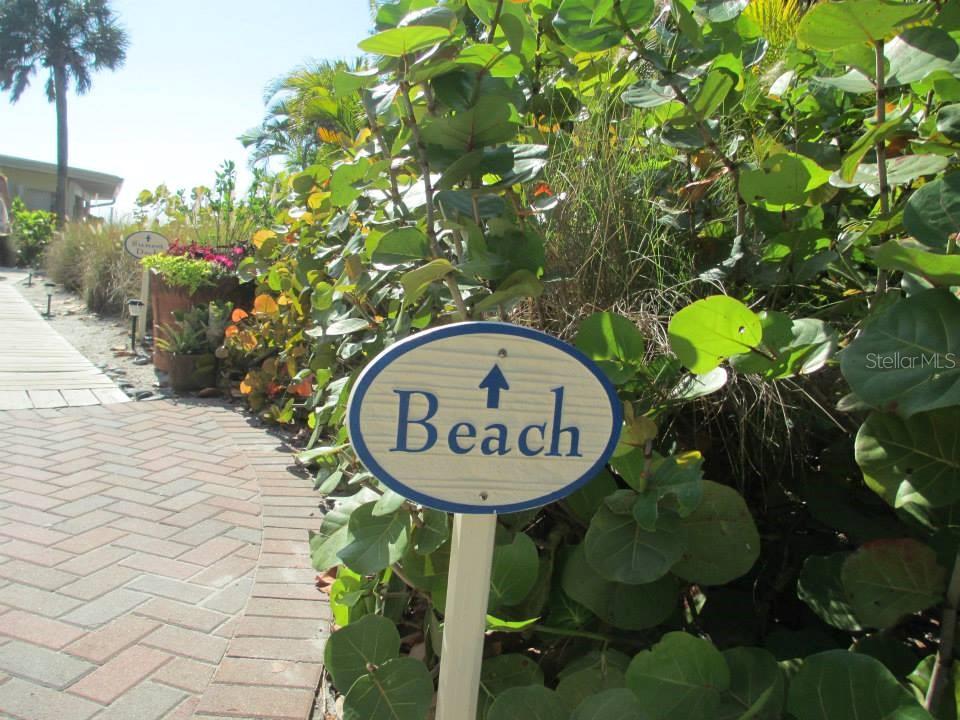 135 WAHOO DR, ROTONDA WEST, FL, 33947