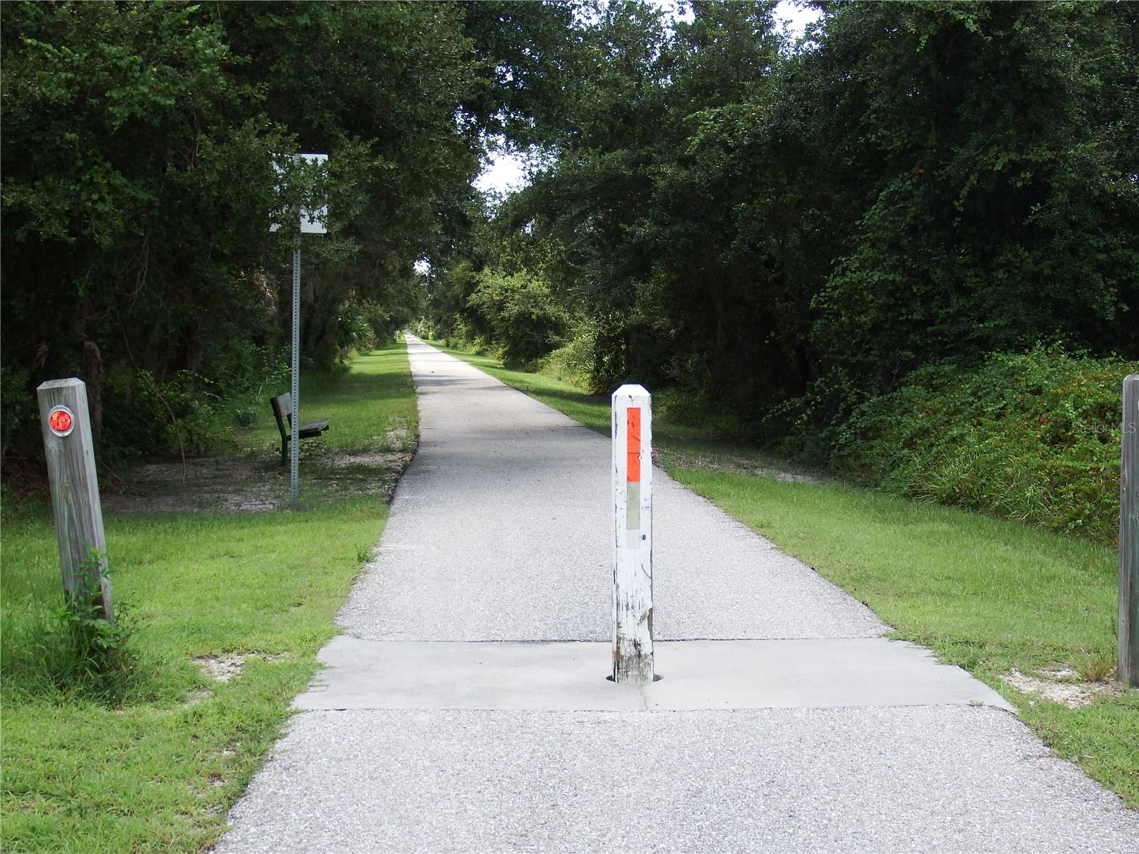 135 WAHOO DR, ROTONDA WEST, FL, 33947