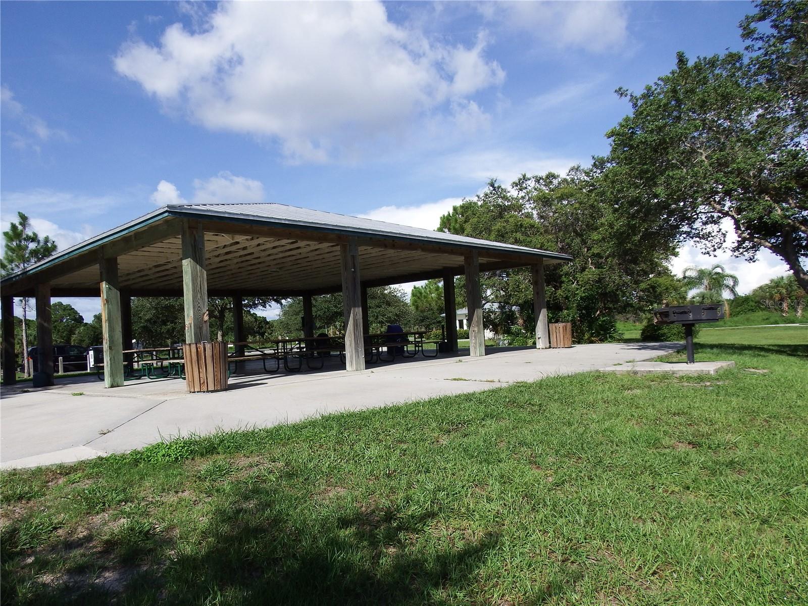 135 WAHOO DR, ROTONDA WEST, FL, 33947