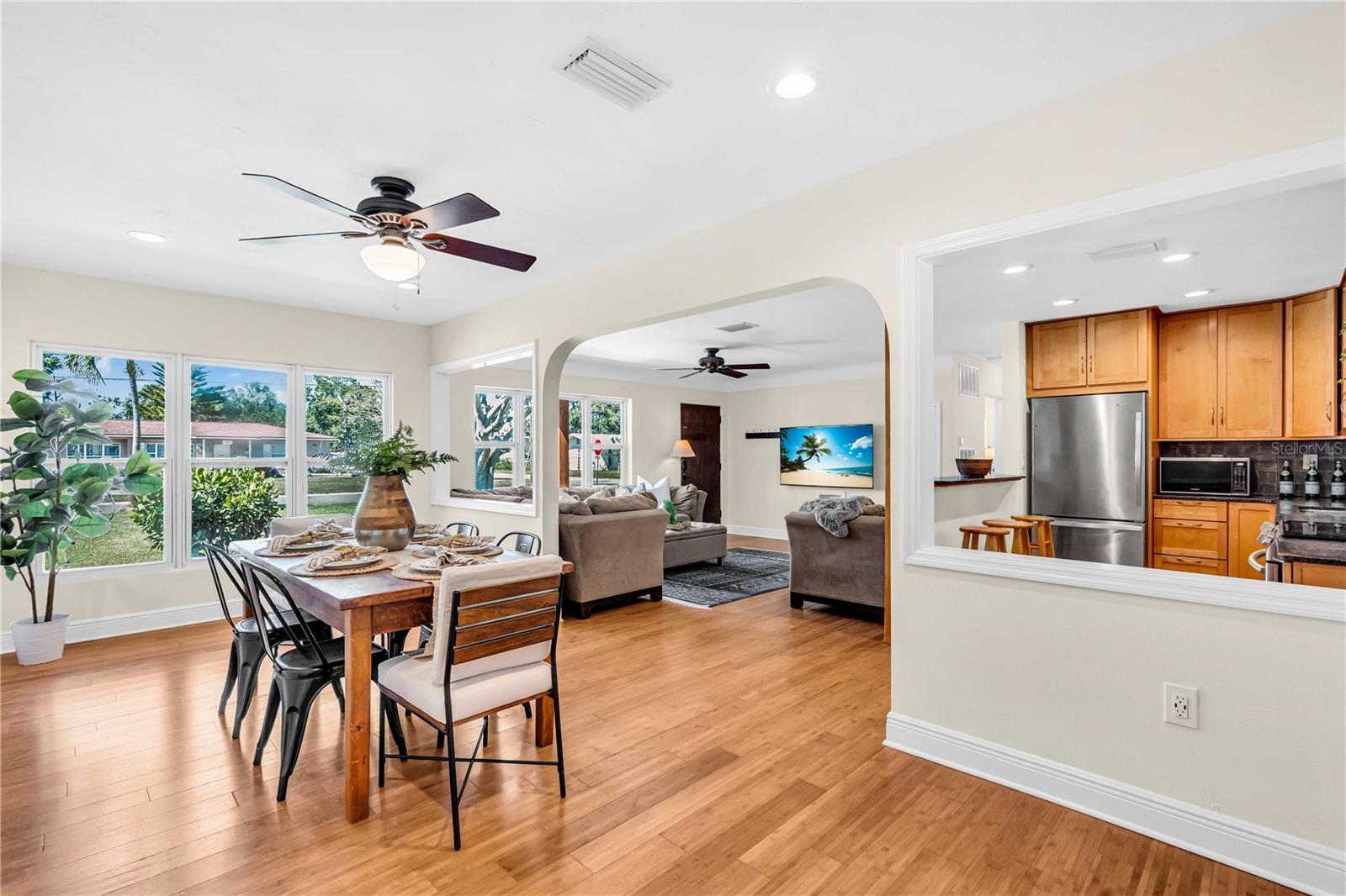 700 66TH AVE S, ST PETERSBURG, FL, 33705