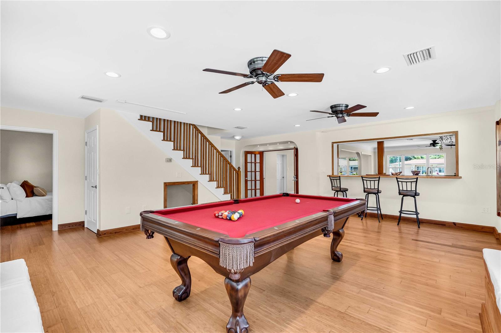 700 66TH AVE S, ST PETERSBURG, FL, 33705