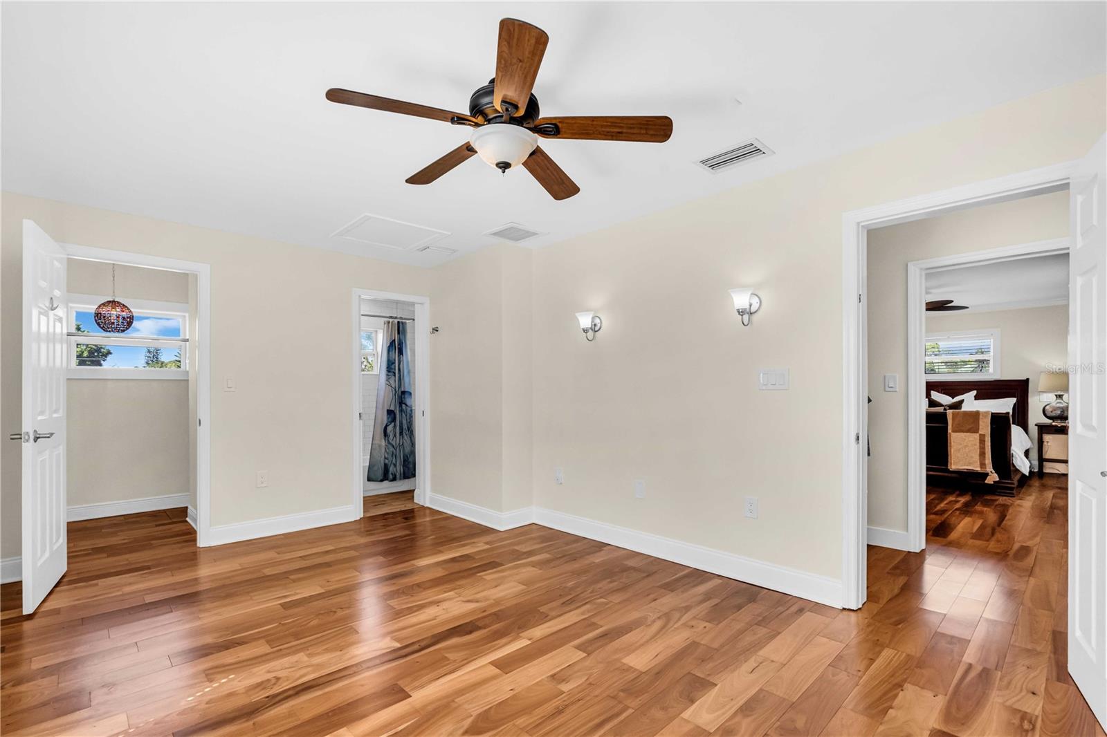 700 66TH AVE S, ST PETERSBURG, FL, 33705