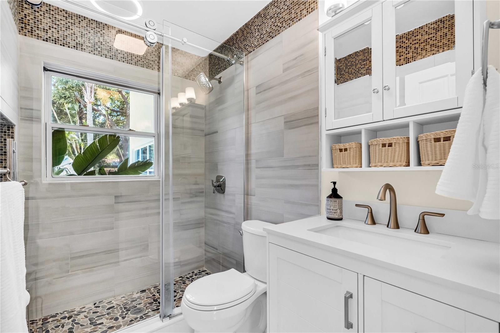 700 66TH AVE S, ST PETERSBURG, FL, 33705