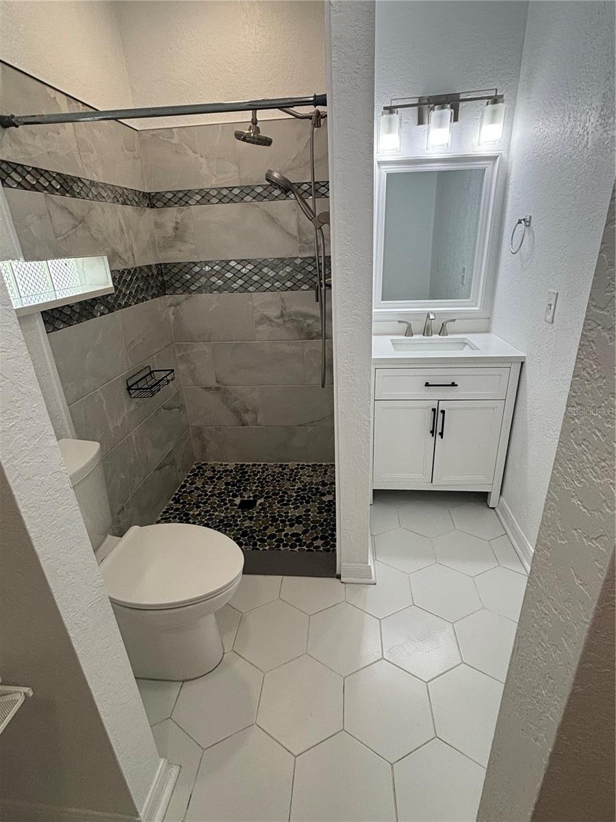 17 OAK RIDGE RD, DAVENPORT, FL, 33837