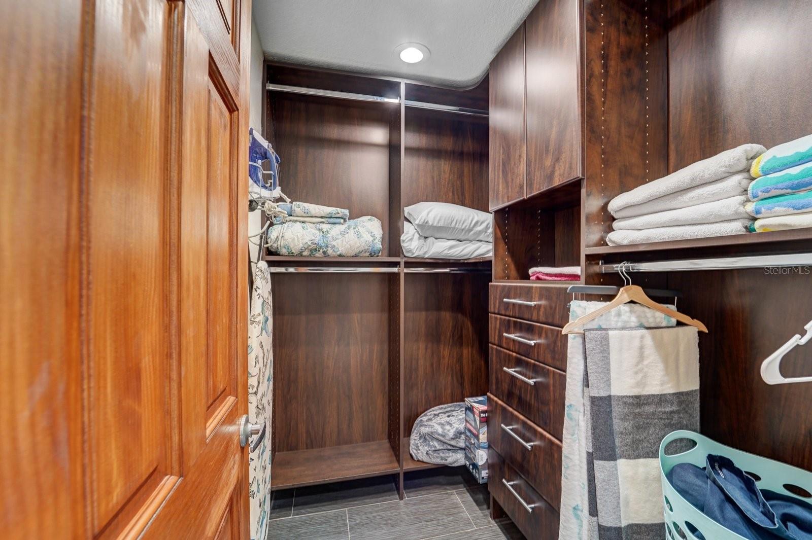 2598 WOOD ST, SARASOTA, FL, 34237