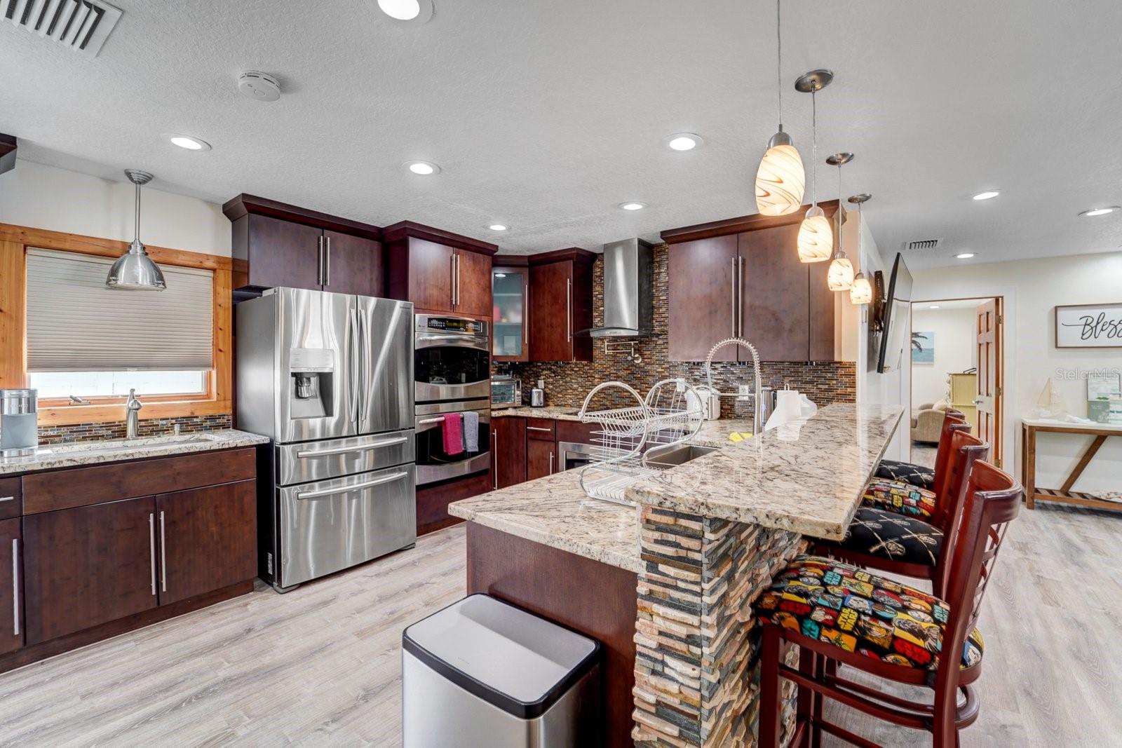 2598 WOOD ST, SARASOTA, FL, 34237