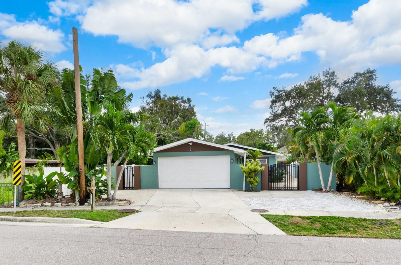 2598 WOOD ST, SARASOTA, FL, 34237
