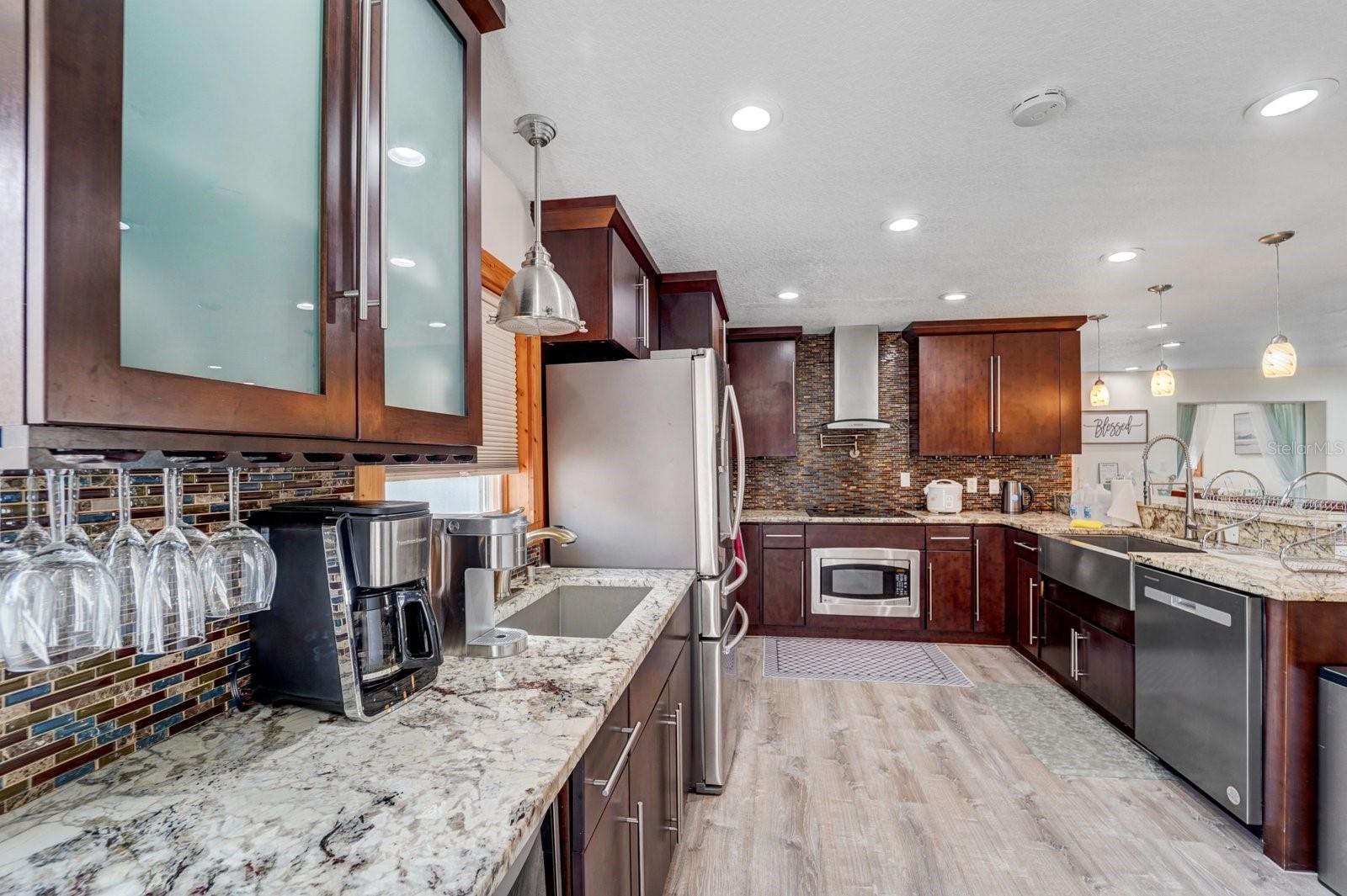 2598 WOOD ST, SARASOTA, FL, 34237