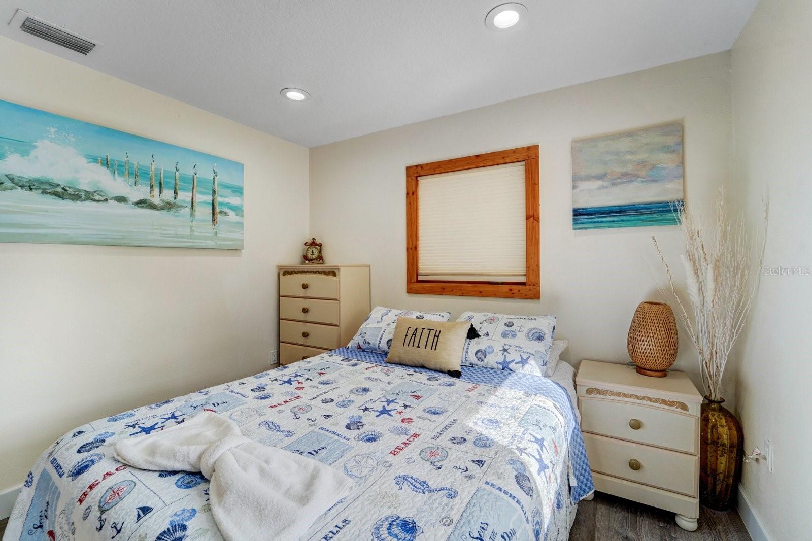 2598 WOOD ST, SARASOTA, FL, 34237