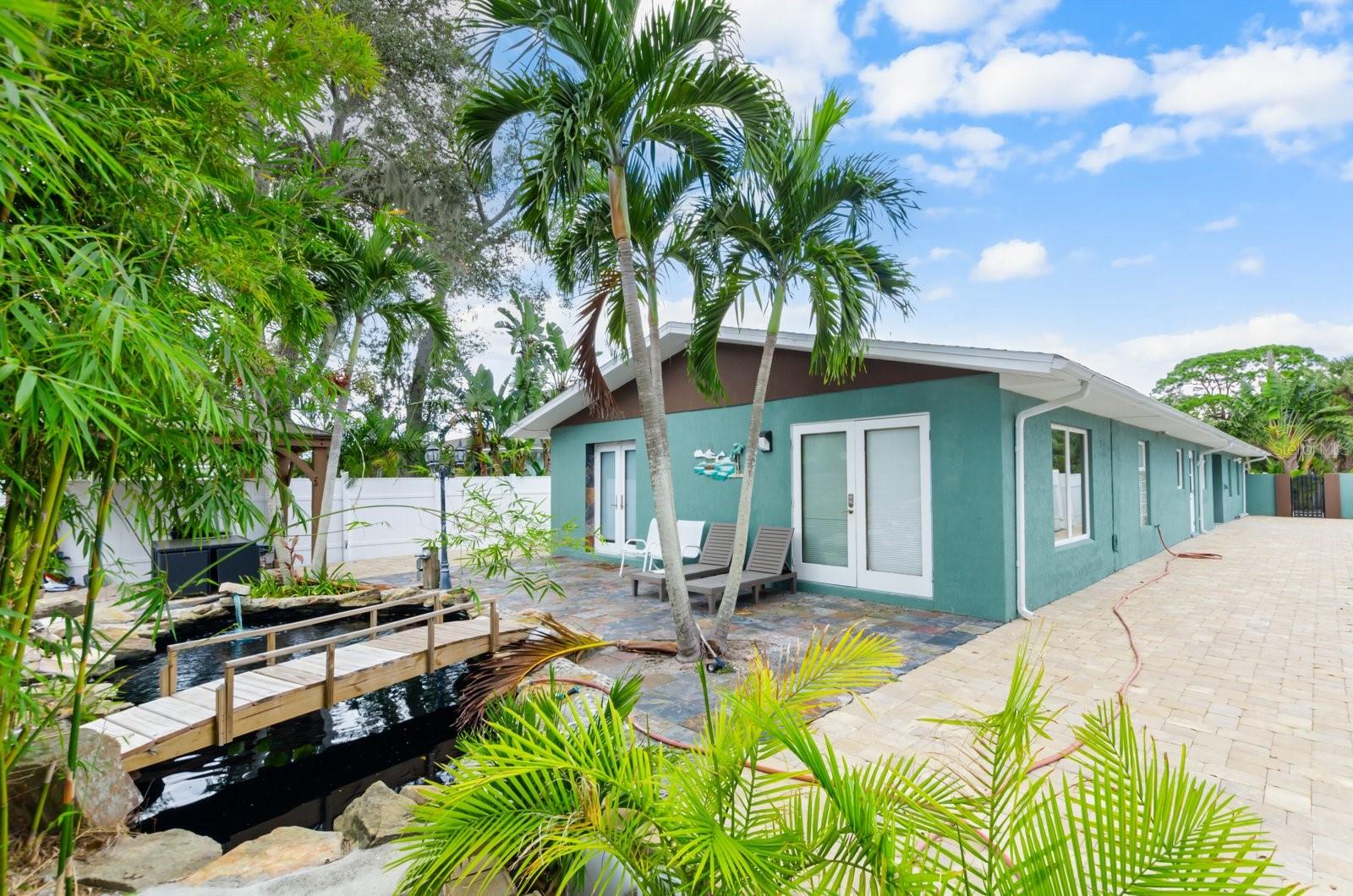2598 WOOD ST, SARASOTA, FL, 34237