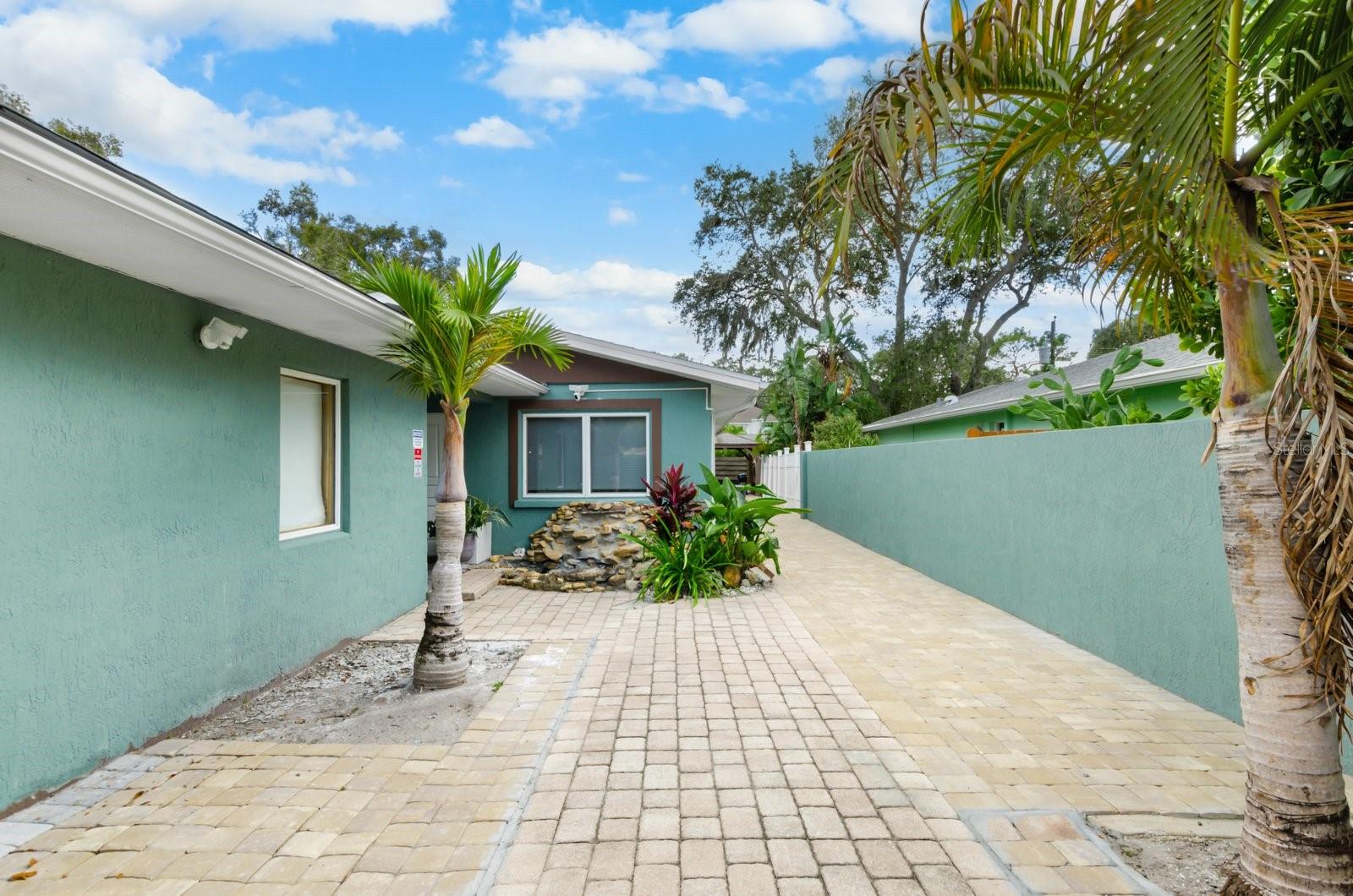 2598 WOOD ST, SARASOTA, FL, 34237