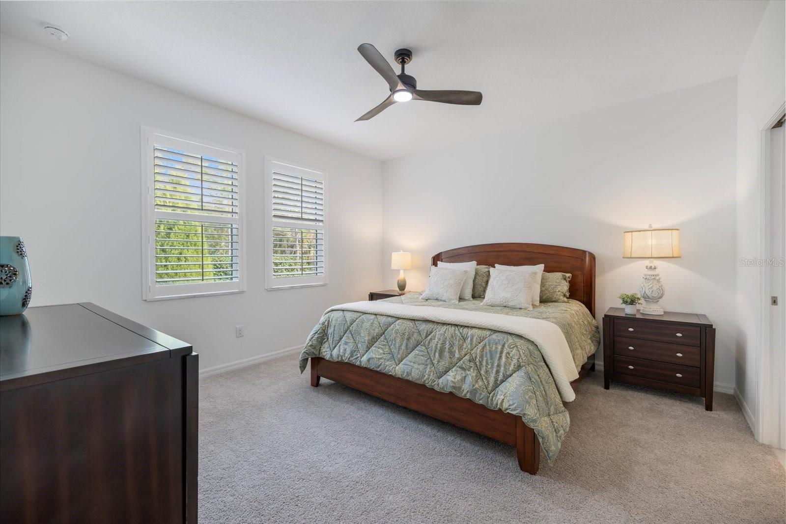 6077 AMBERLY DR, BRADENTON, FL, 34208